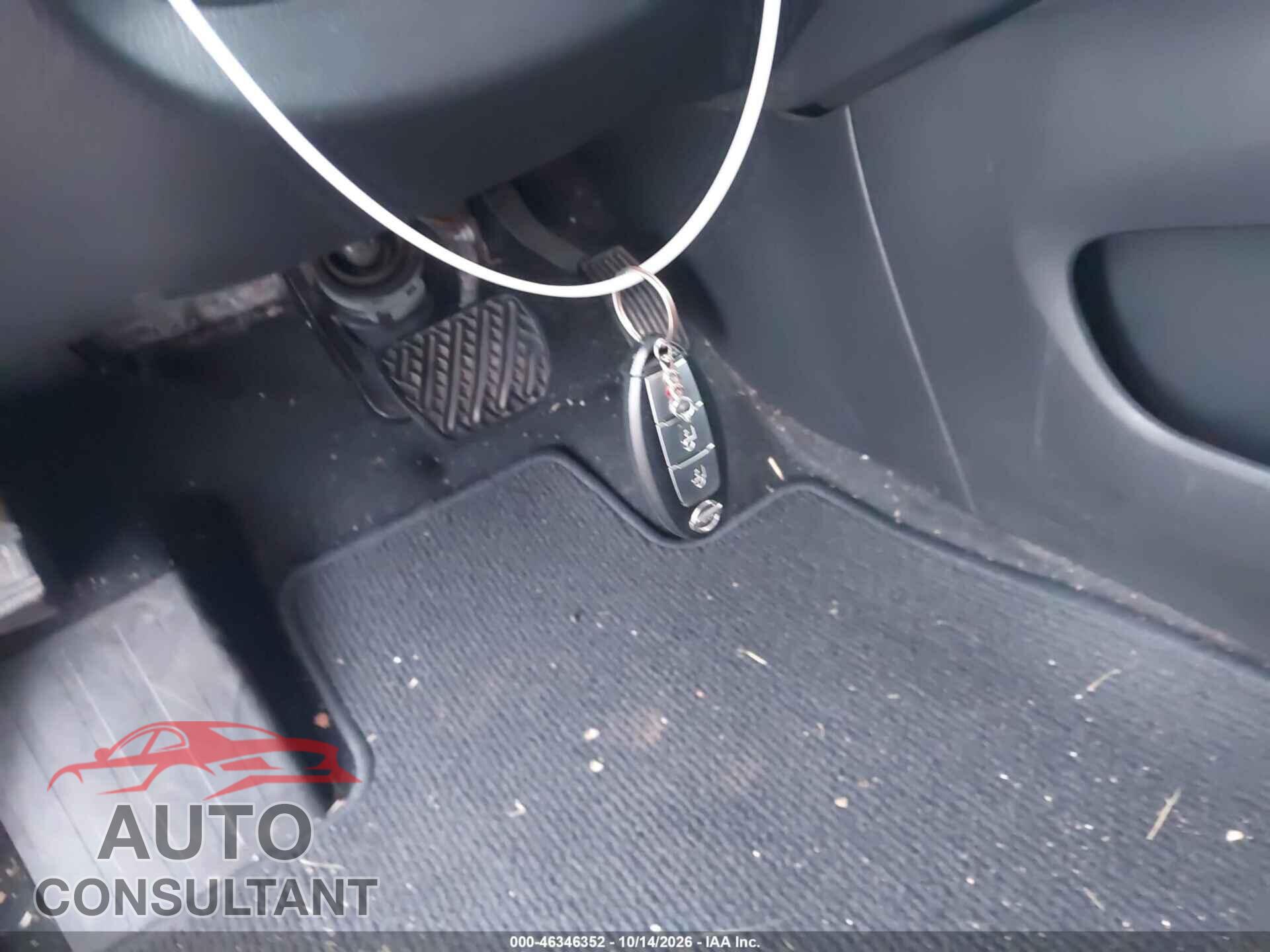 NISSAN PATHFINDER 2015 - 5N1AR2MM7FC691663