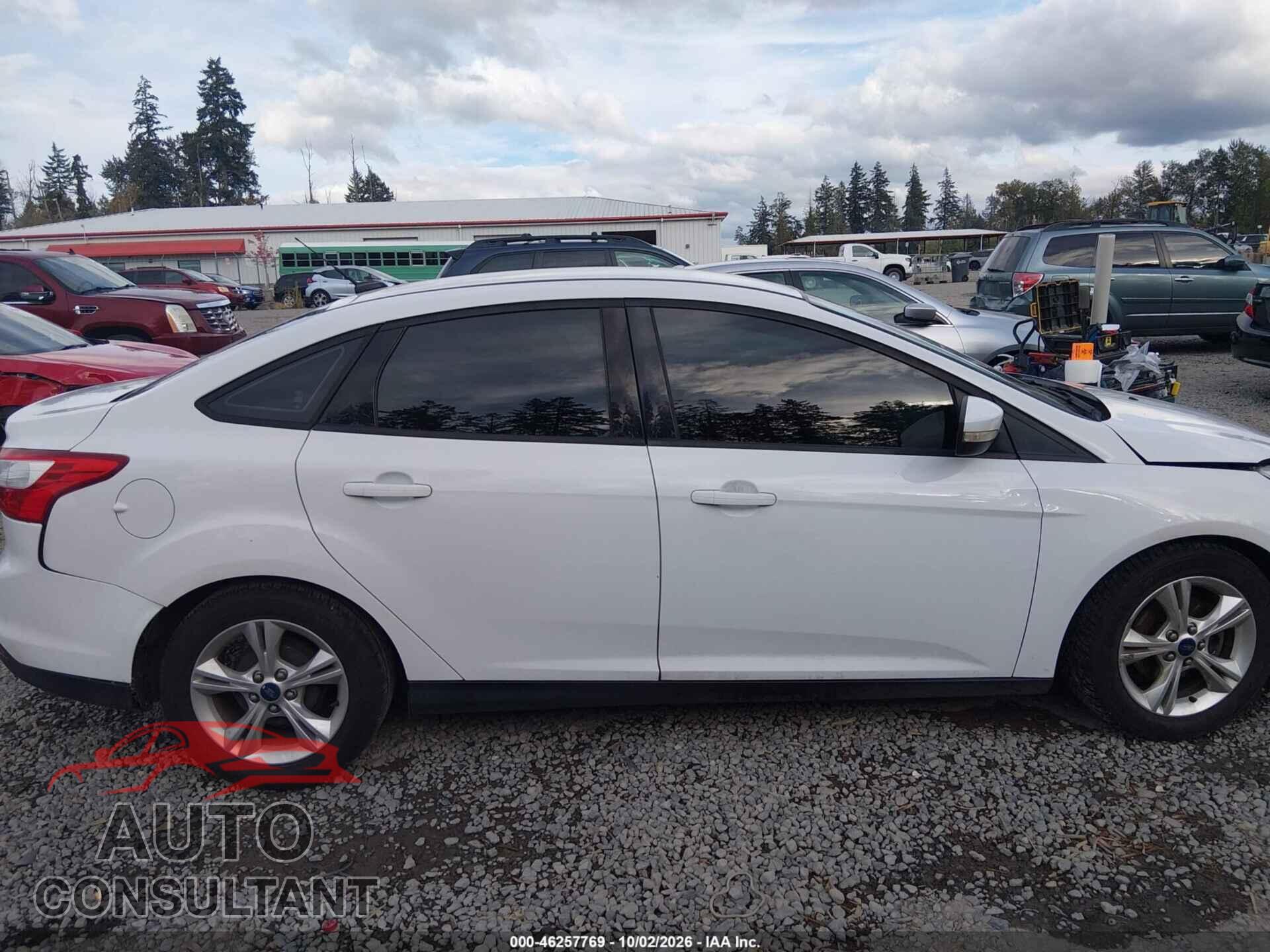 FORD FOCUS 2014 - 1FADP3F2XEL248369