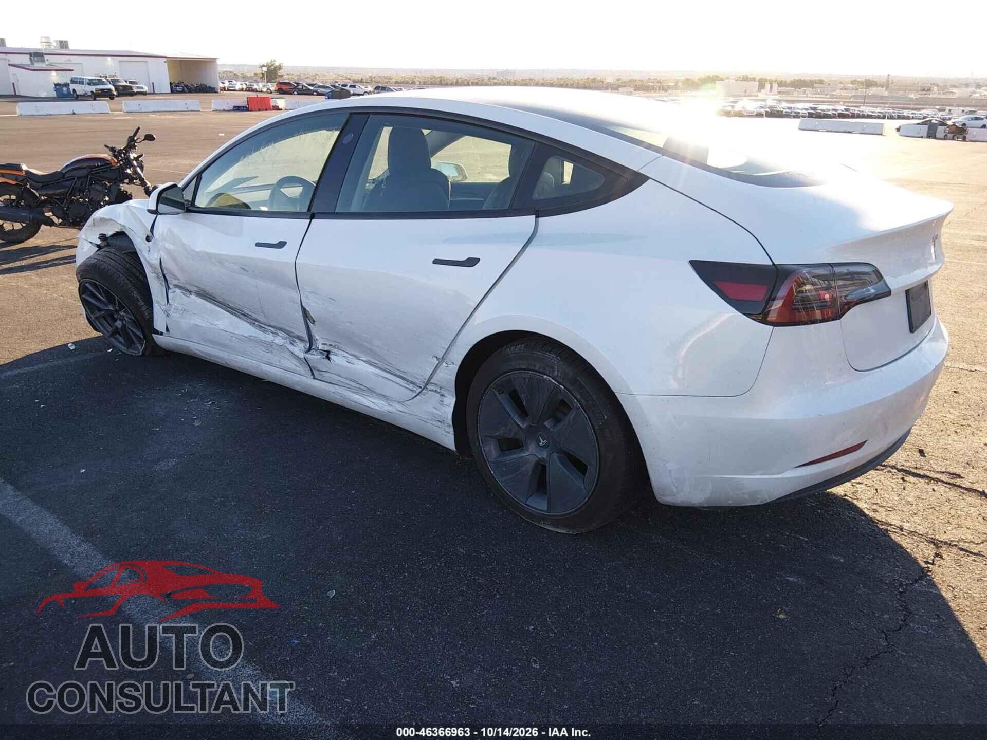 TESLA MODEL 3 2023 - 5YJ3E1EA0PF385271
