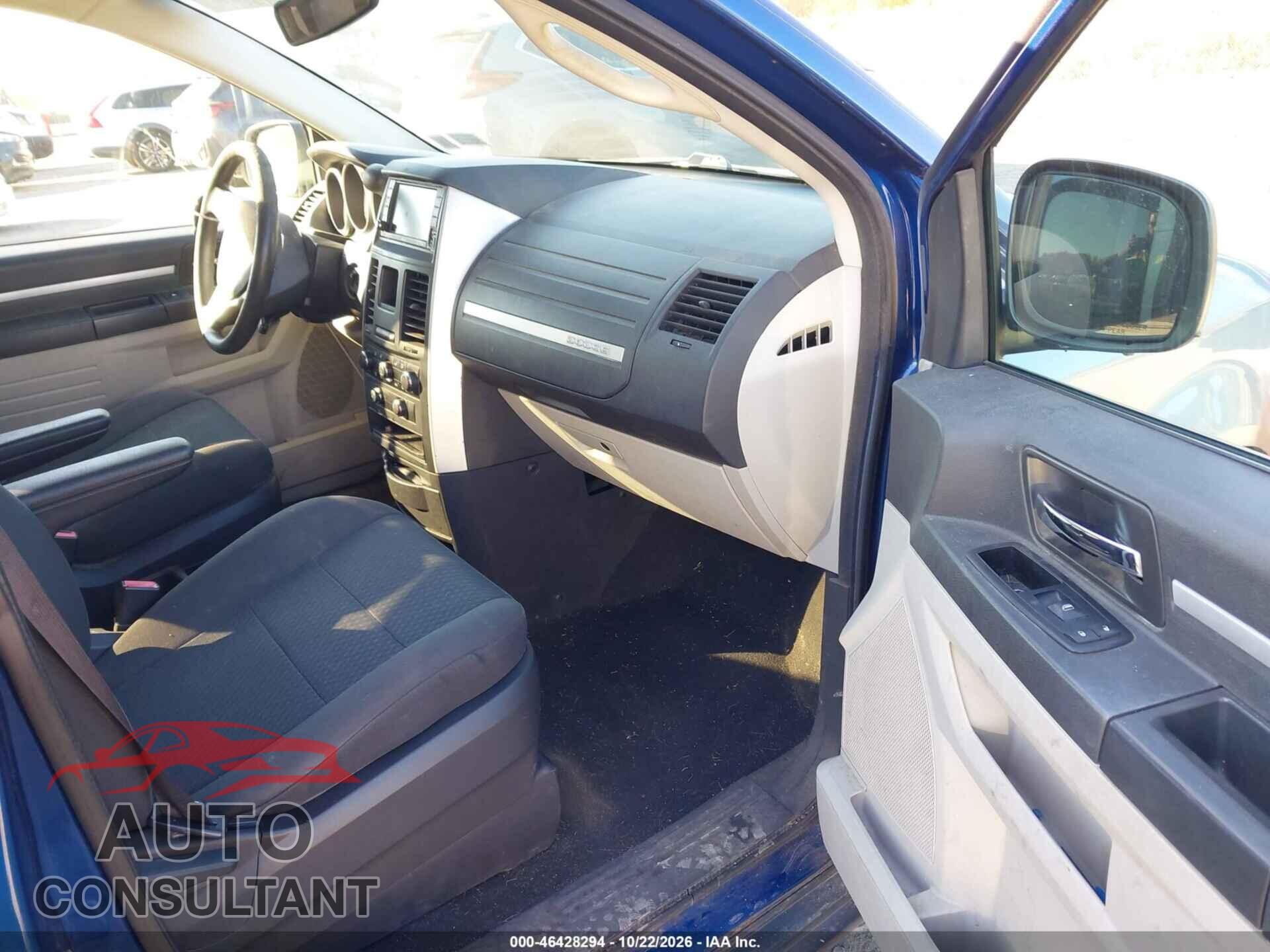 DODGE GRAND CARAVAN 2010 - 2D4RN4DE8AR462838