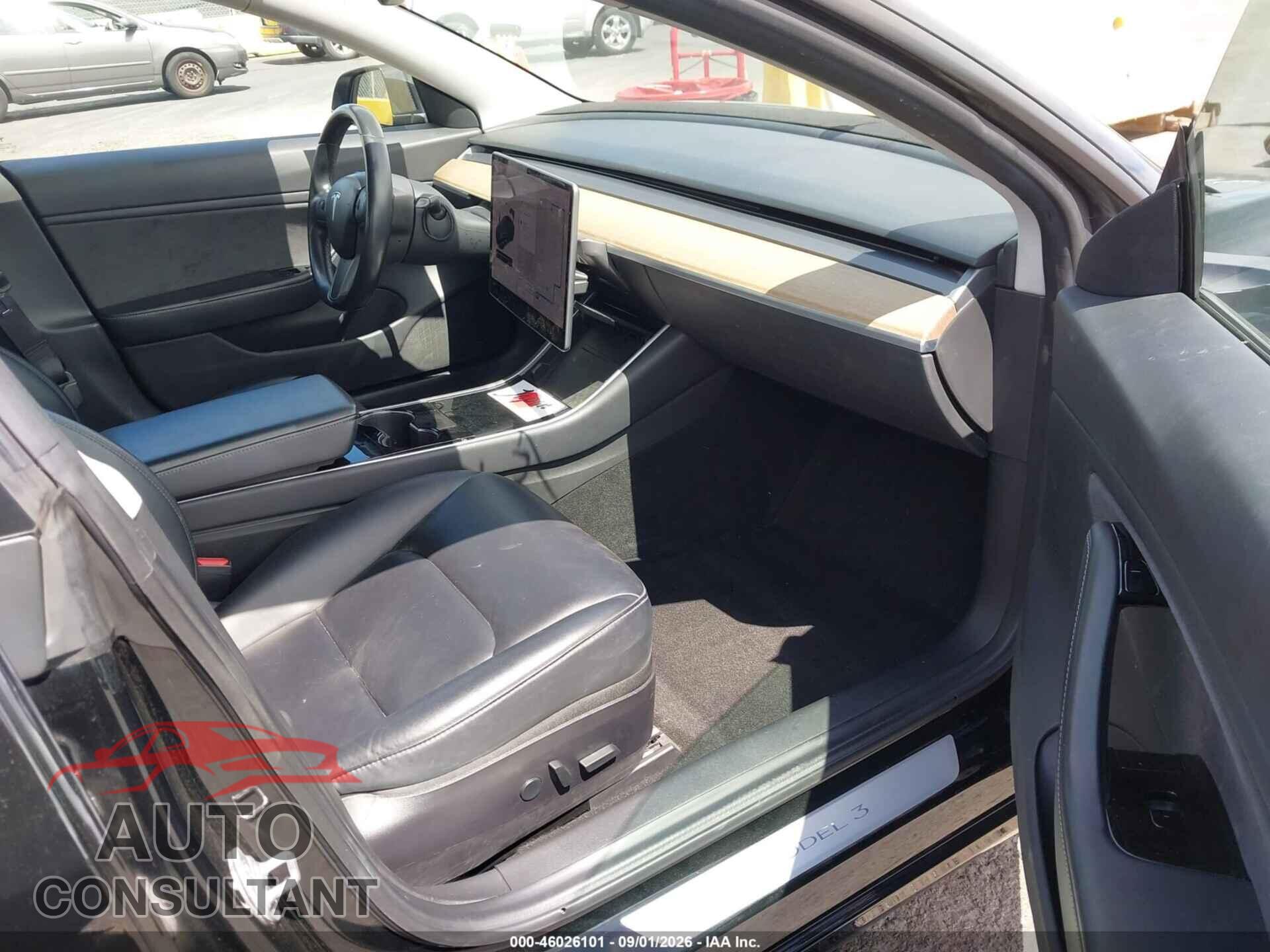 TESLA MODEL 3 2018 - 5YJ3E1EA4JF109084