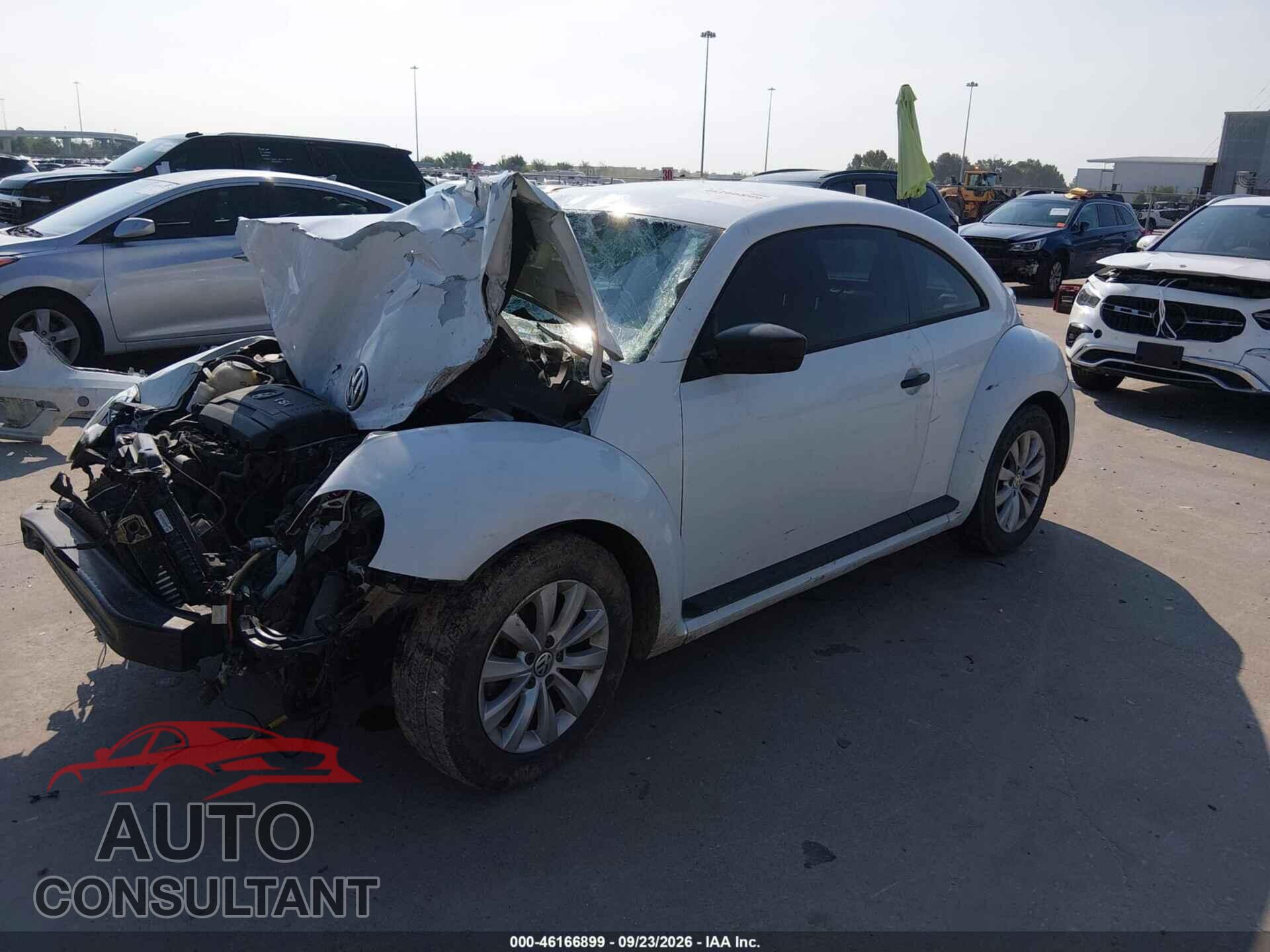 VOLKSWAGEN BEETLE 2017 - 3VWF17AT0HM607806