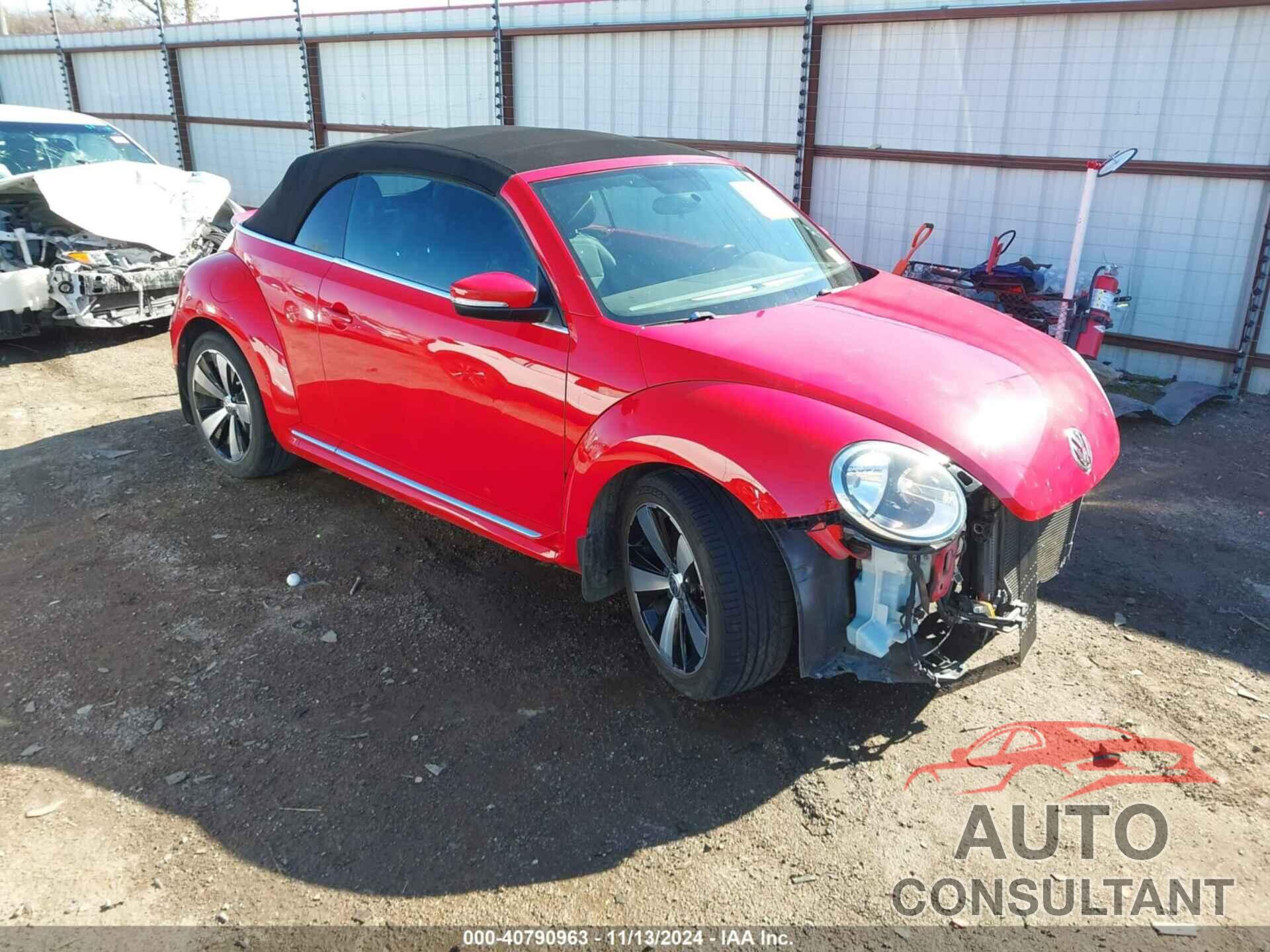 VOLKSWAGEN BEETLE 2013 - 3VW5X7AT0DM804592