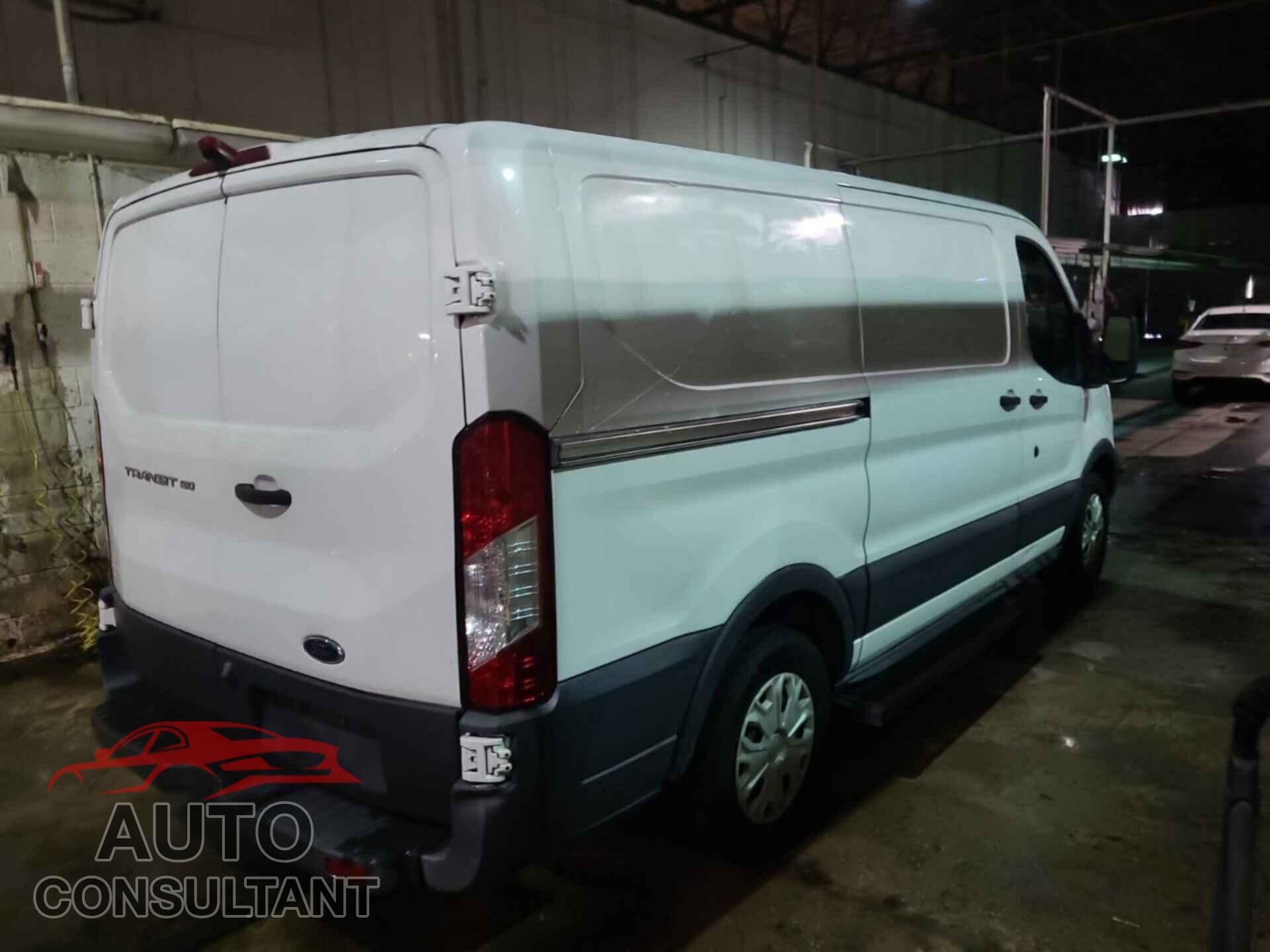 FORD TRANSIT 2017 - 1FTYE1YM4HKB28131