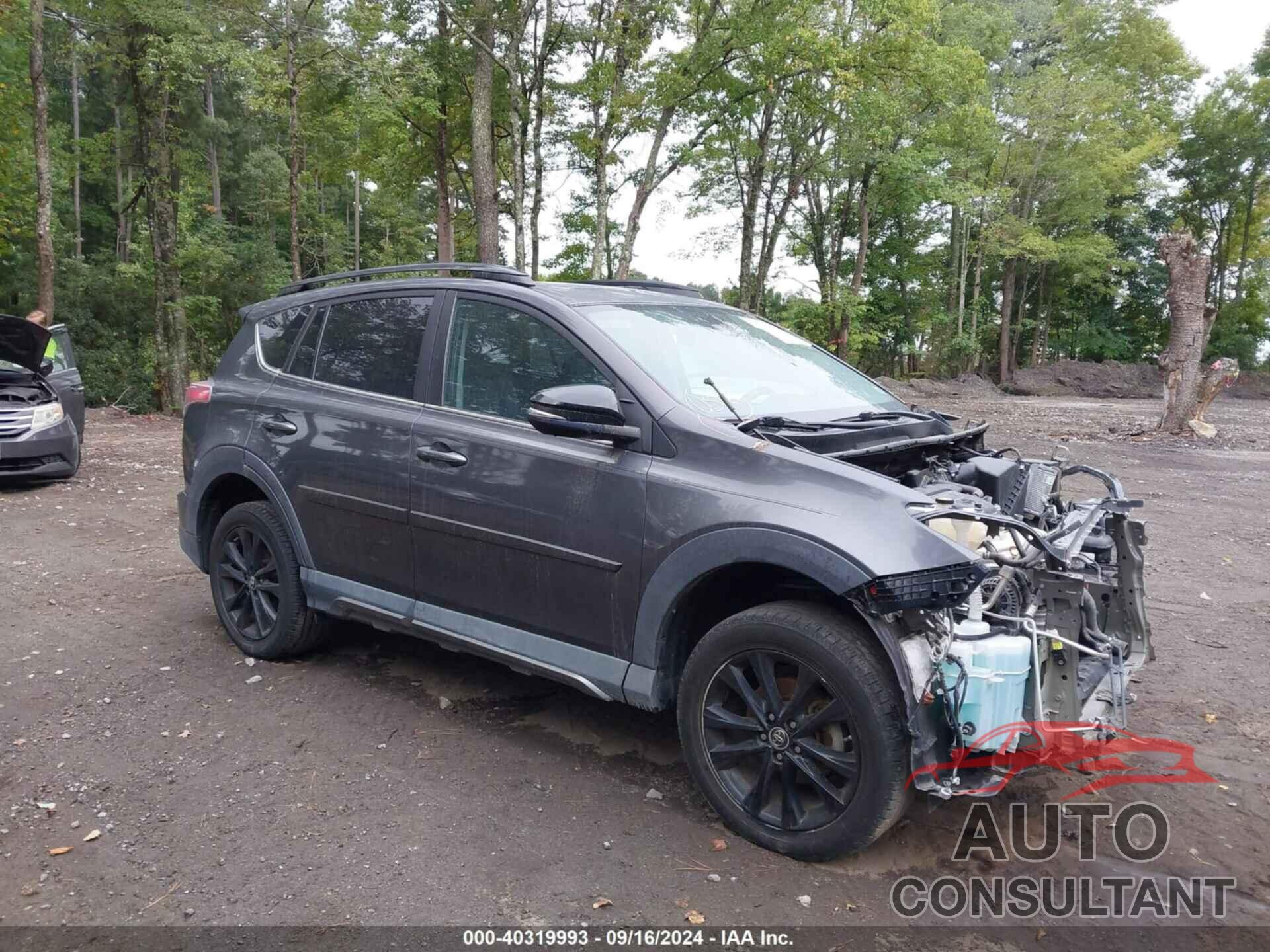 TOYOTA RAV4 2018 - 2T3RFREVXJW750128