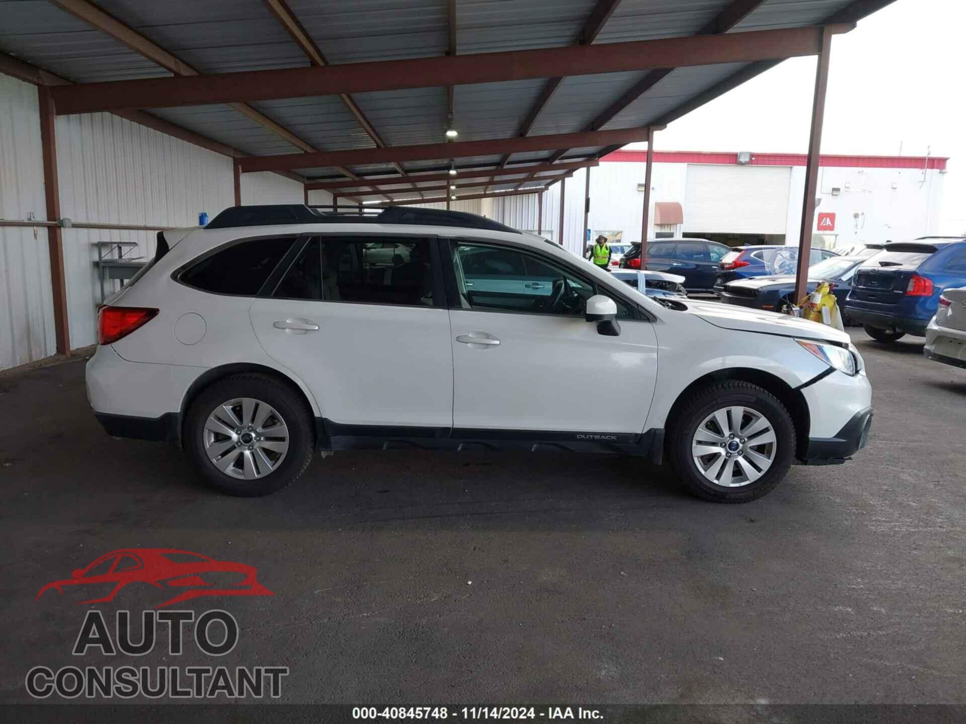 SUBARU OUTBACK 2017 - 4S4BSACC6H3338460
