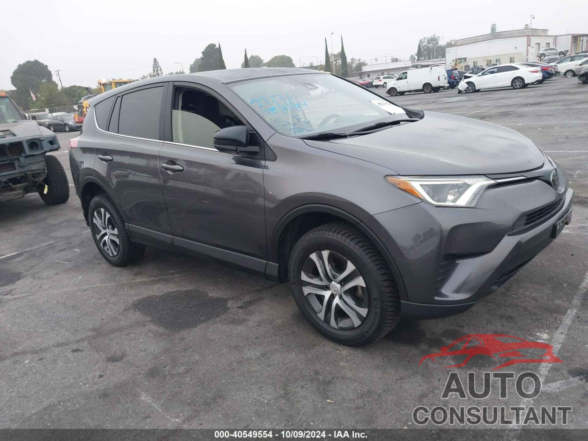 TOYOTA RAV4 2018 - JTMBFREV9JJ726063