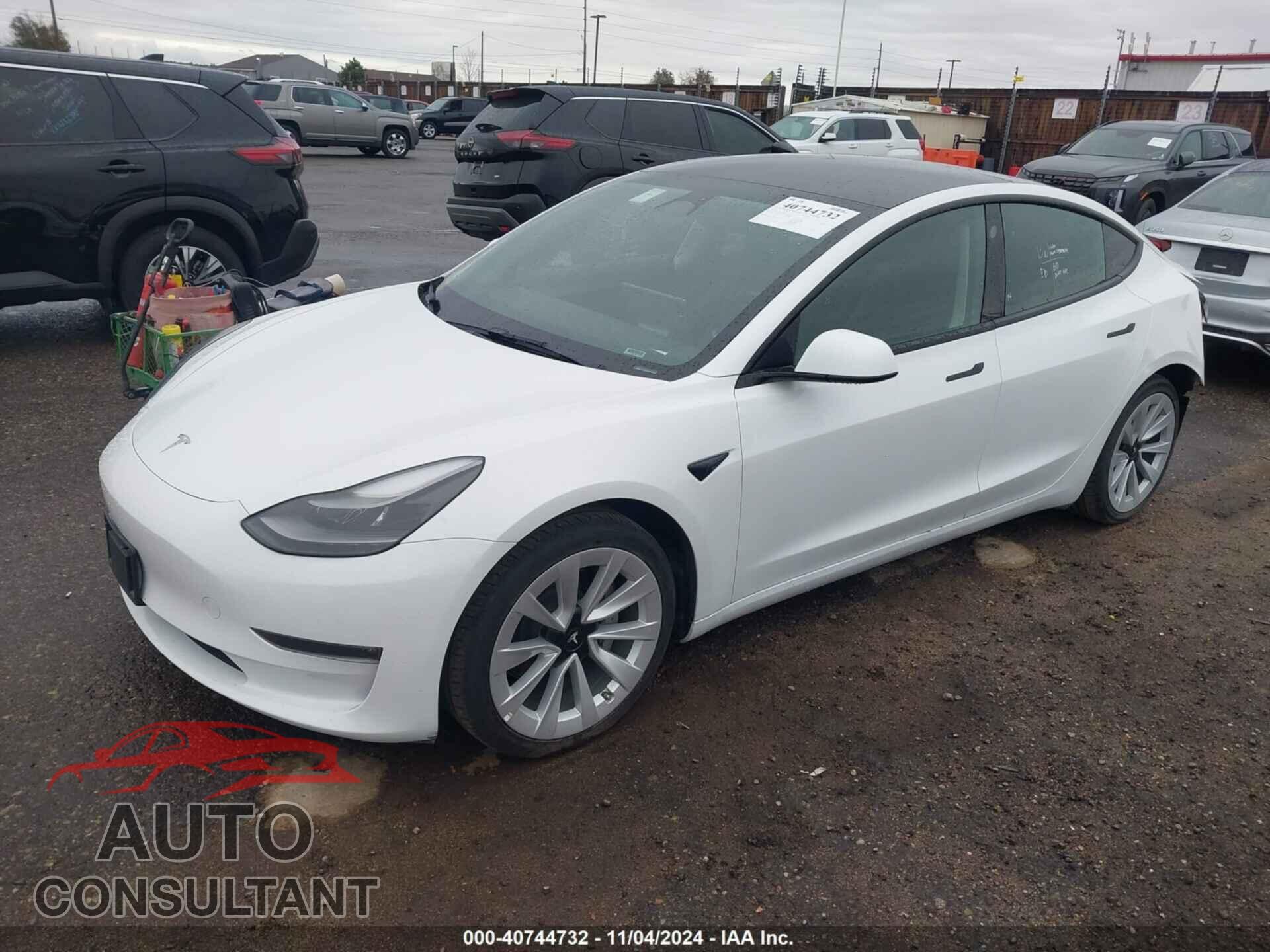 TESLA MODEL 3 2023 - 5YJ3E1EB3PF390084