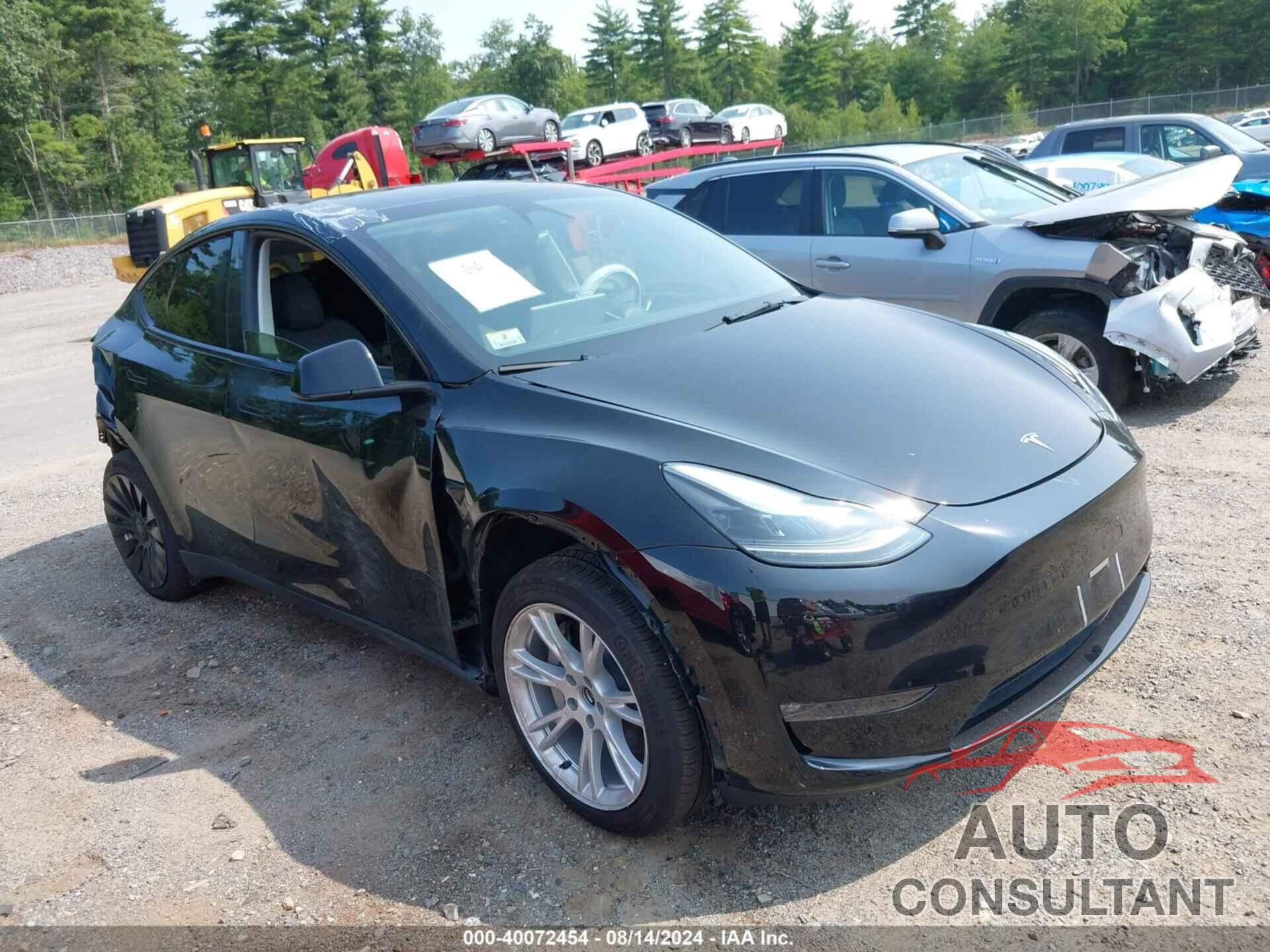 TESLA MODEL Y 2023 - 7SAYGAEE3PF835002