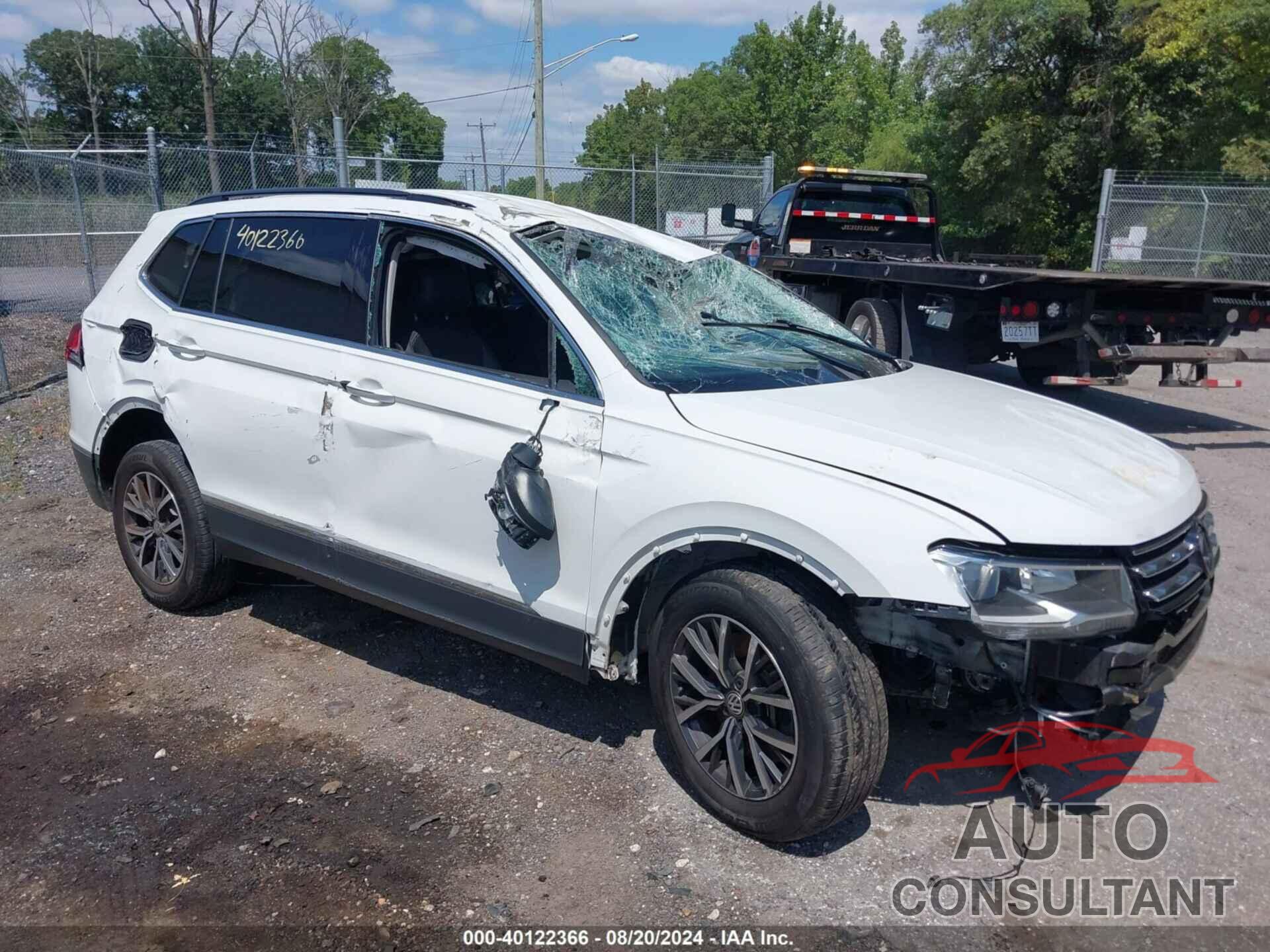 VOLKSWAGEN TIGUAN 2018 - 3VV3B7AX2JM207825