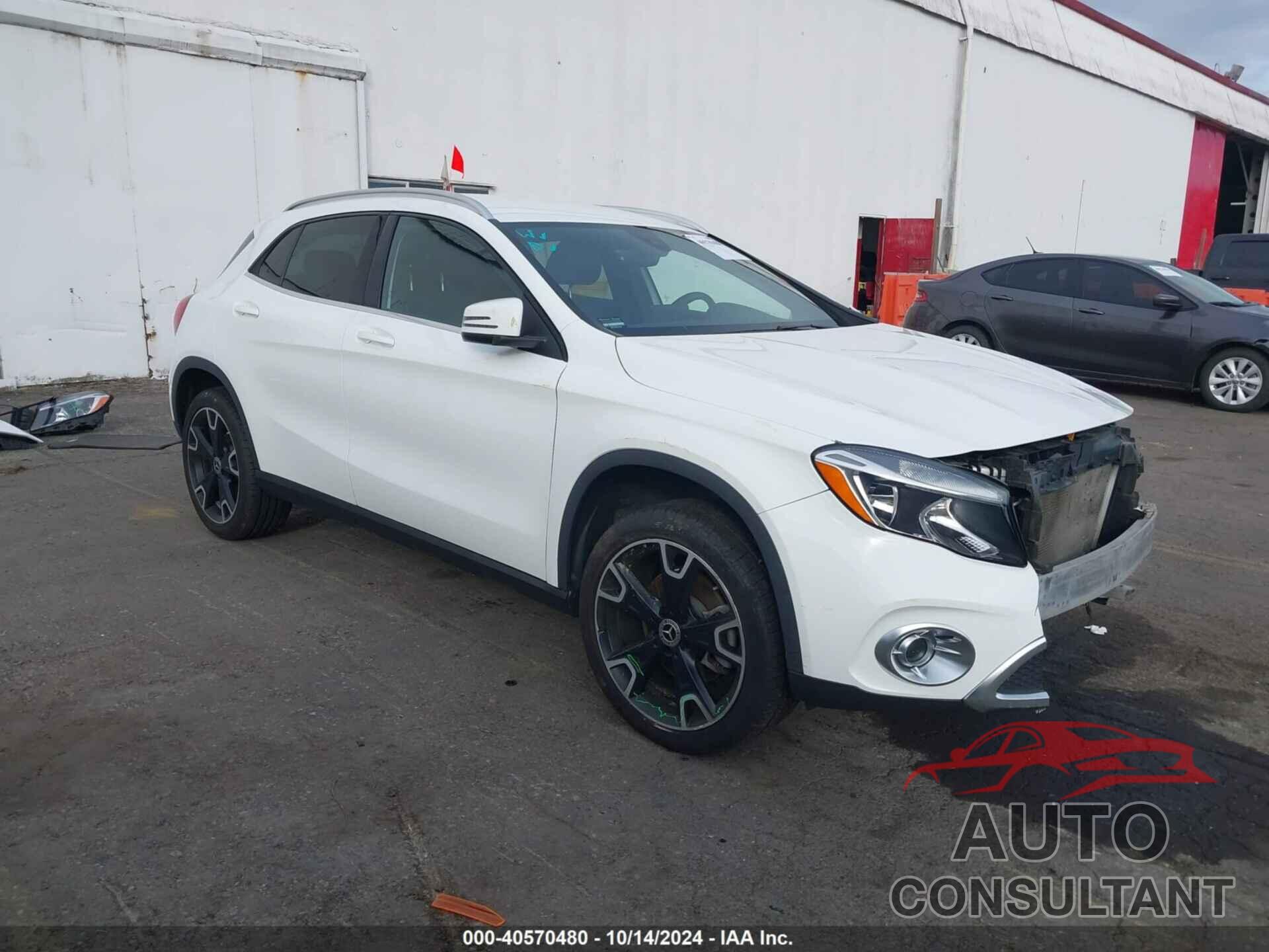 MERCEDES-BENZ GLA 250 2020 - W1NTG4EB6LU040406