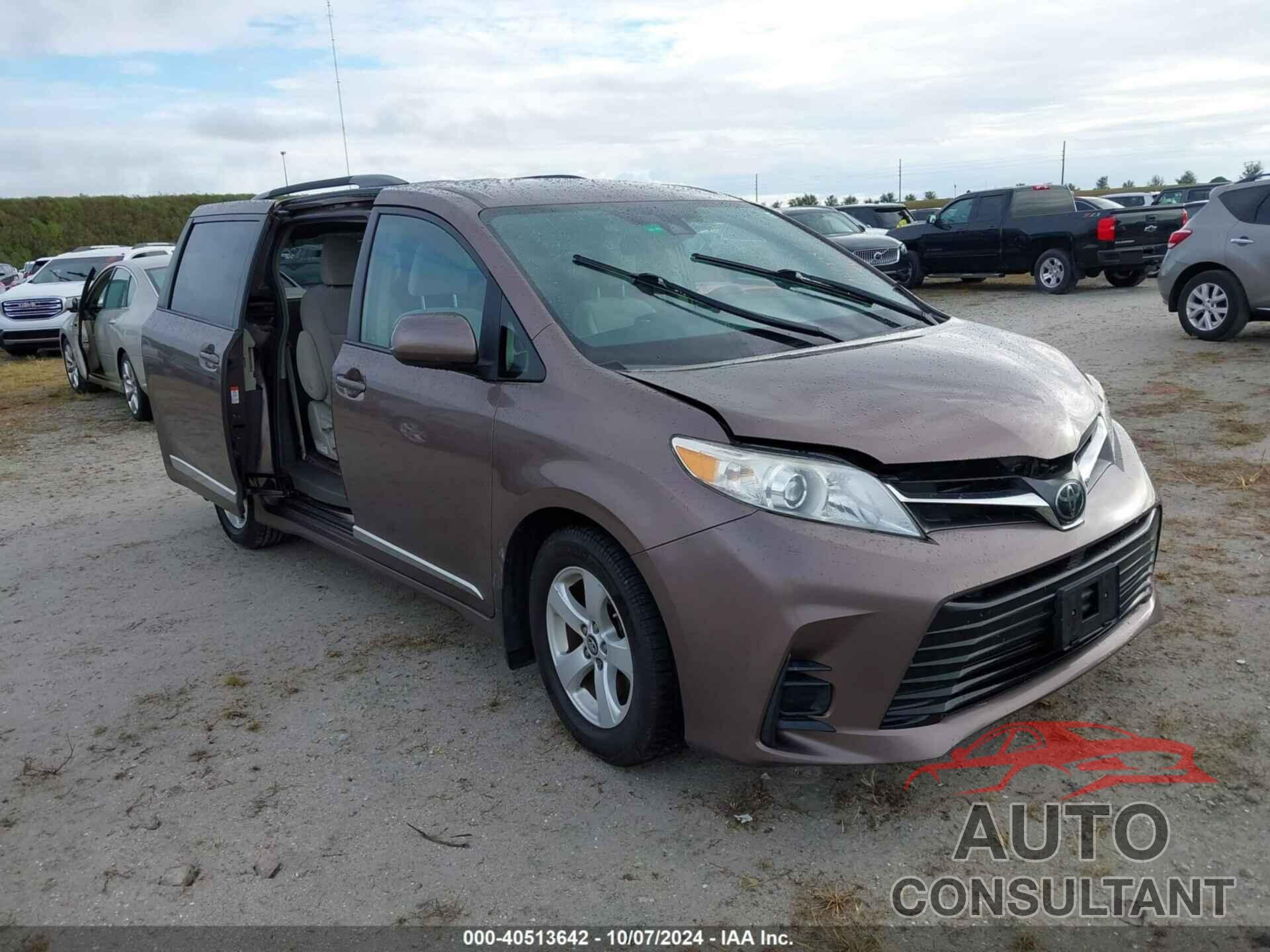 TOYOTA SIENNA 2019 - 5TDKZ3DC5KS970480