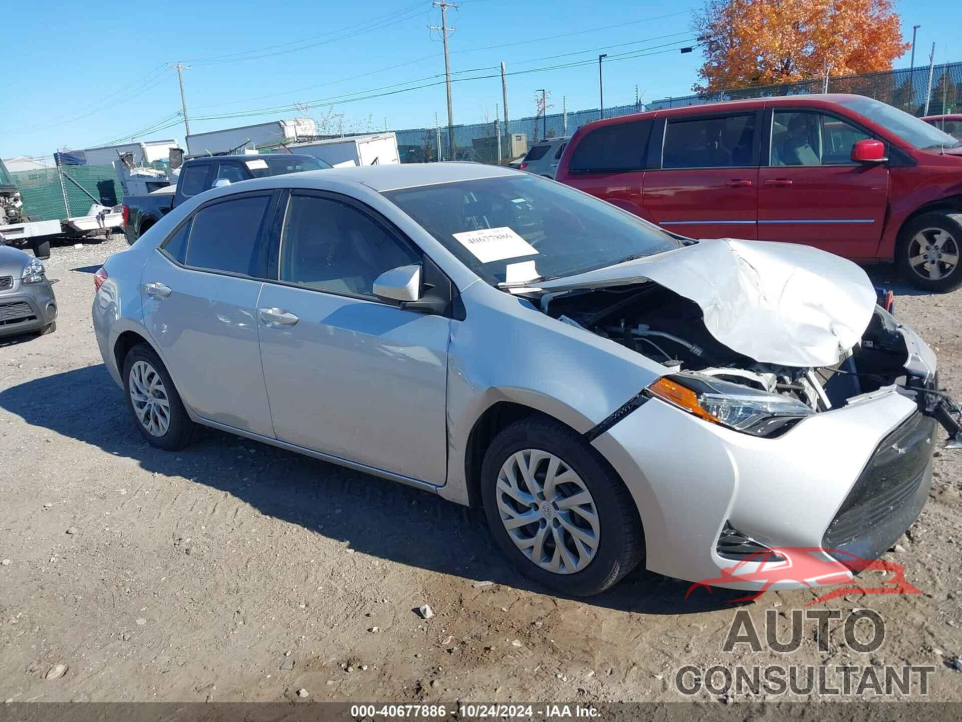 TOYOTA COROLLA 2018 - 2T1BURHEXJC081548