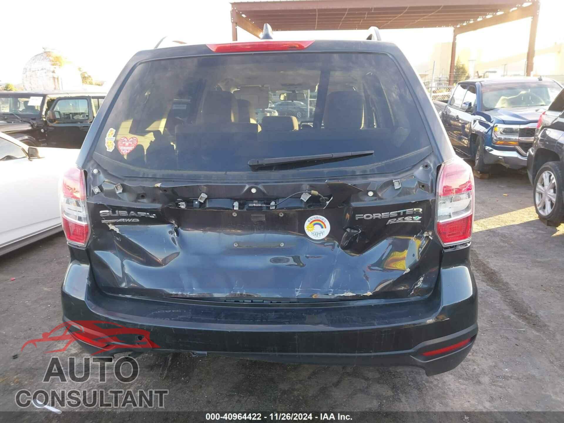 SUBARU FORESTER 2016 - JF2SJAFC3GH499564