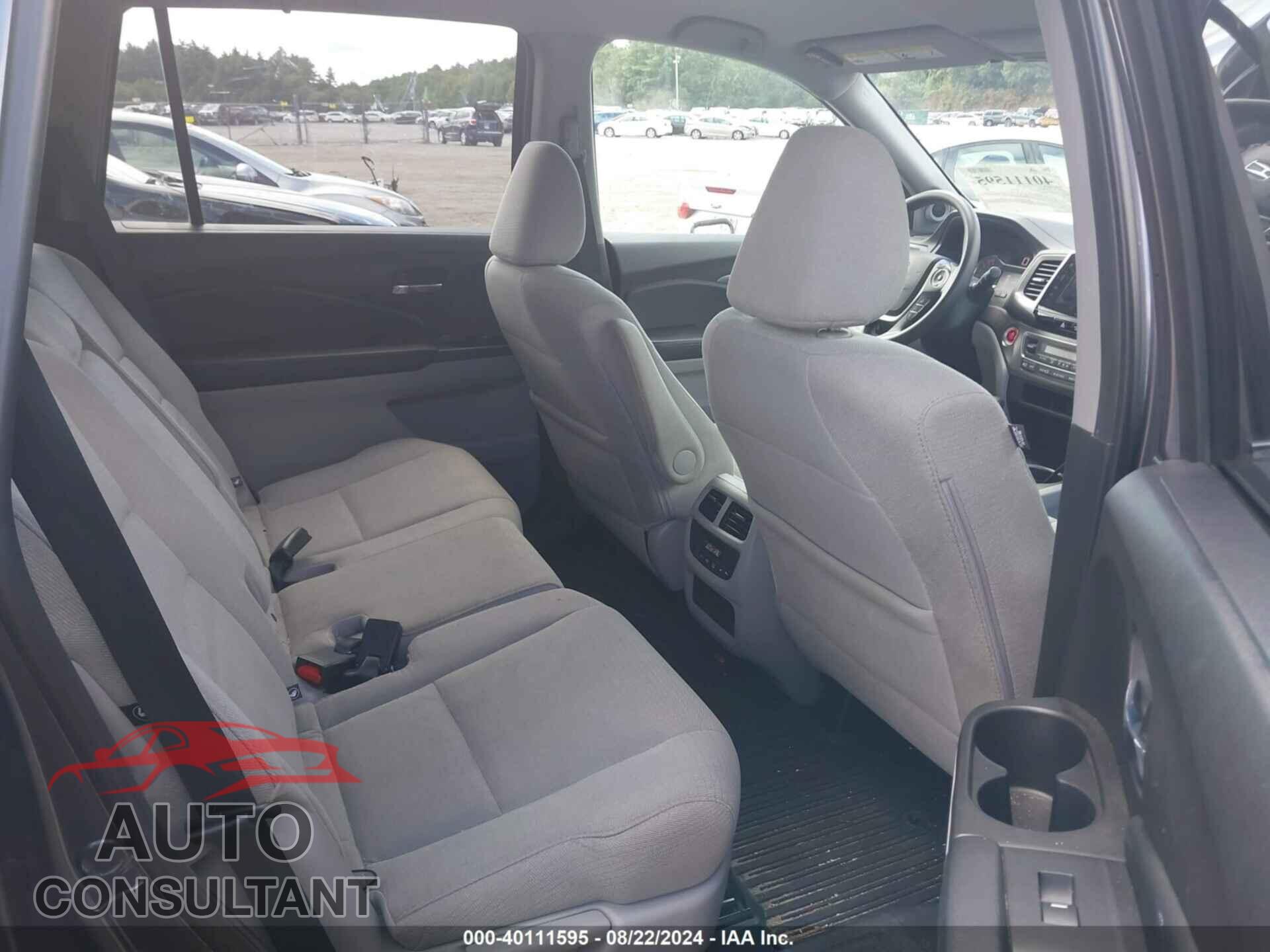 HONDA PILOT 2017 - 5FNYF6H39HB105247