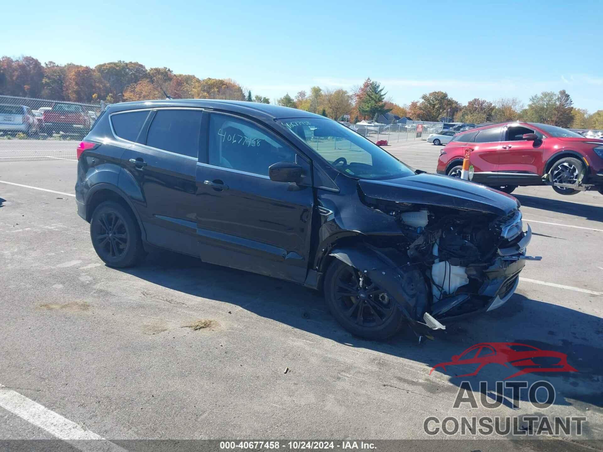 FORD ESCAPE 2019 - 1FMCU9GD9KUA04506