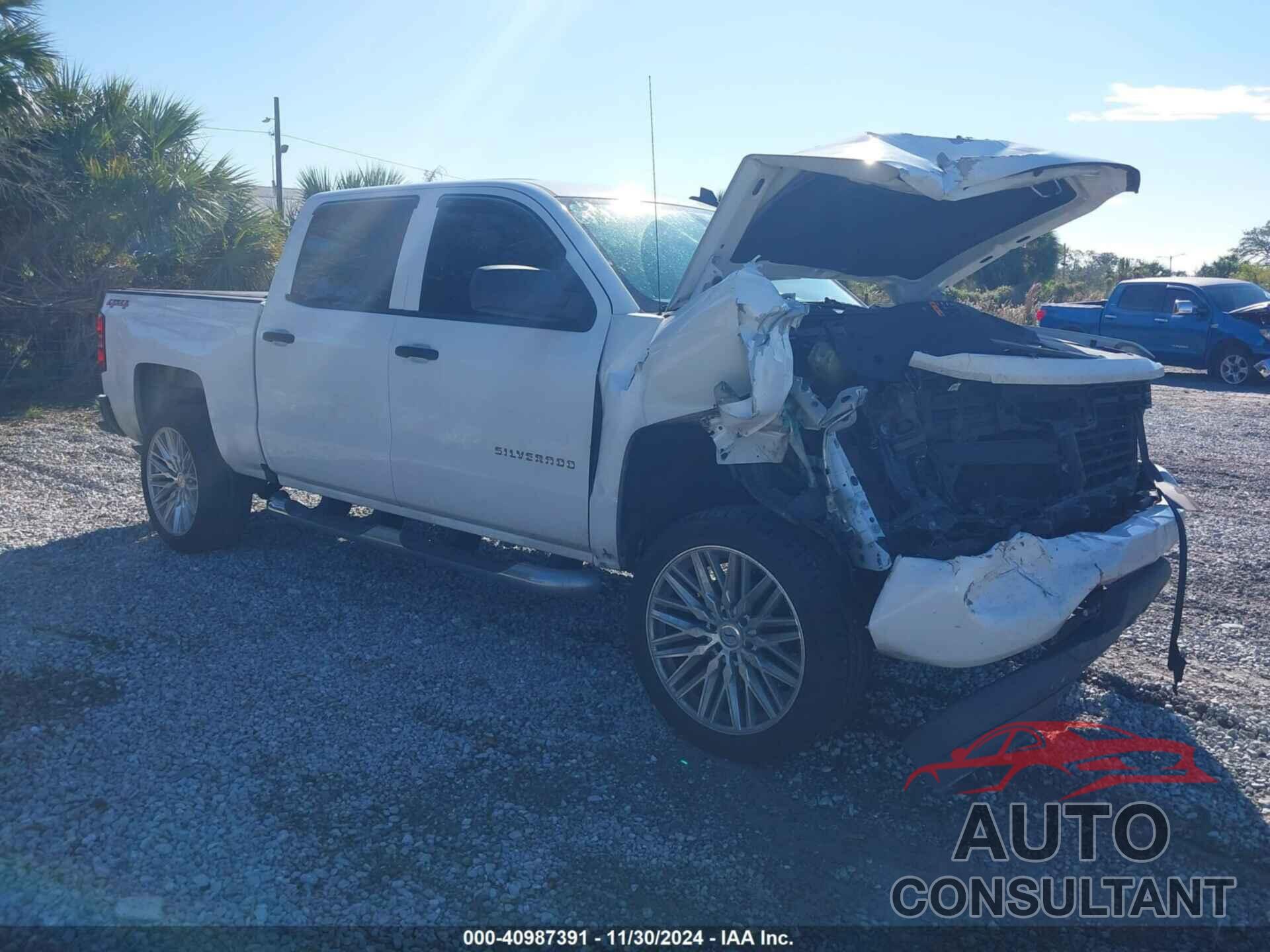 CHEVROLET SILVERADO 1500 2018 - 3GCUKPEC9JG565920