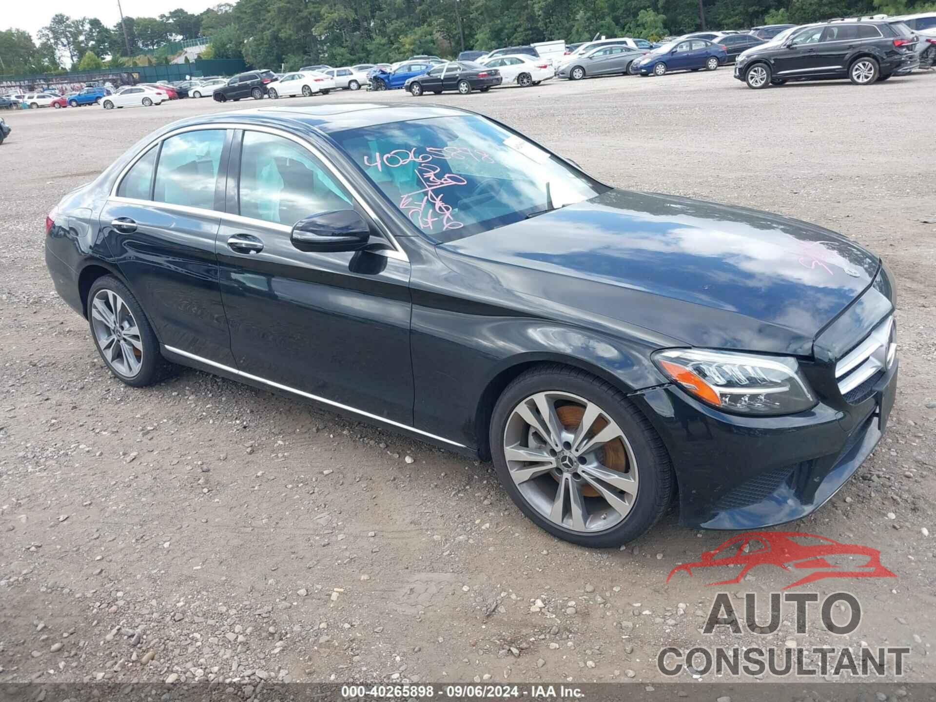 MERCEDES-BENZ C 300 2019 - 55SWF8DB0KU303172