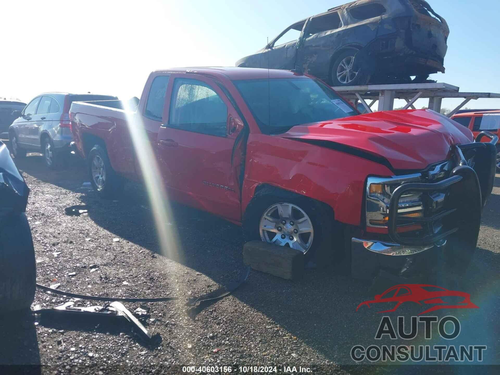 CHEVROLET SILVERADO 1500 2017 - 1GCVKREC3HZ304826