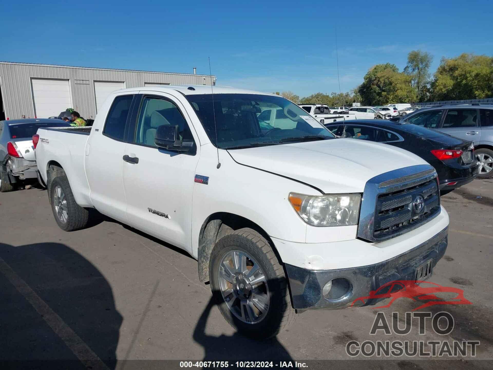 TOYOTA TUNDRA 2010 - 5TFUY5F19AX106138