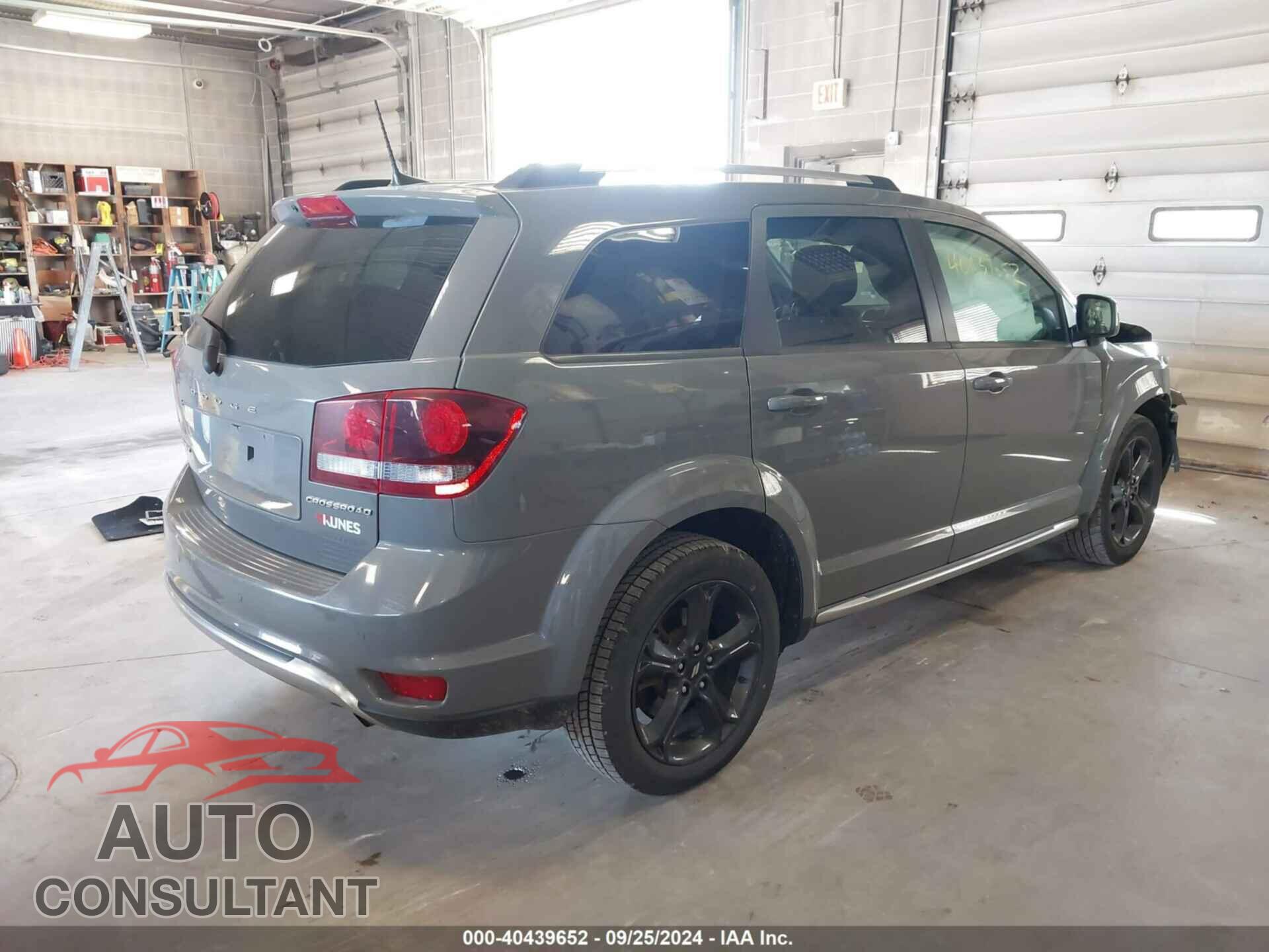 DODGE JOURNEY 2020 - 3C4PDCGB0LT268923