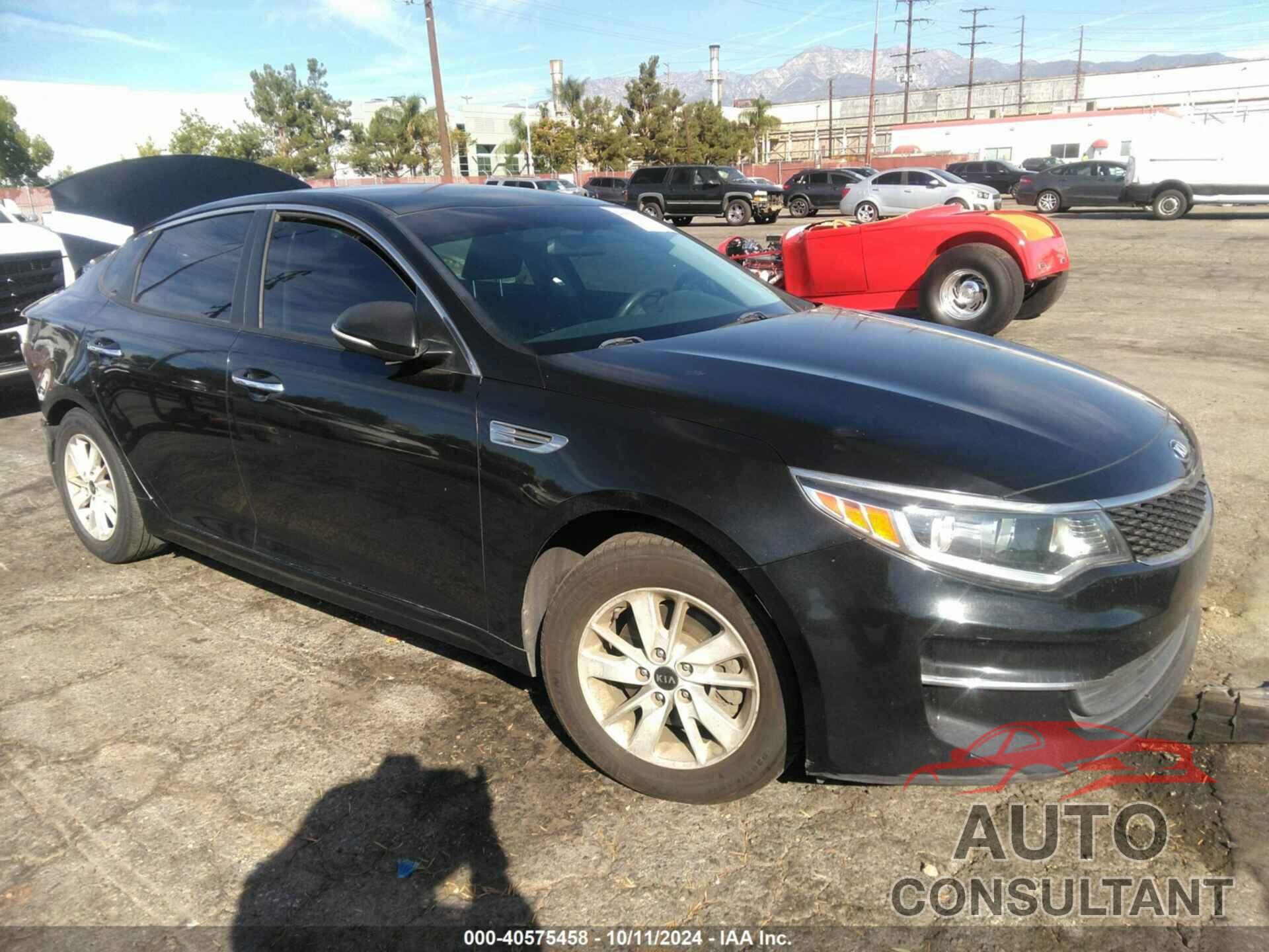 KIA OPTIMA 2017 - KNAGT4L38H5160884