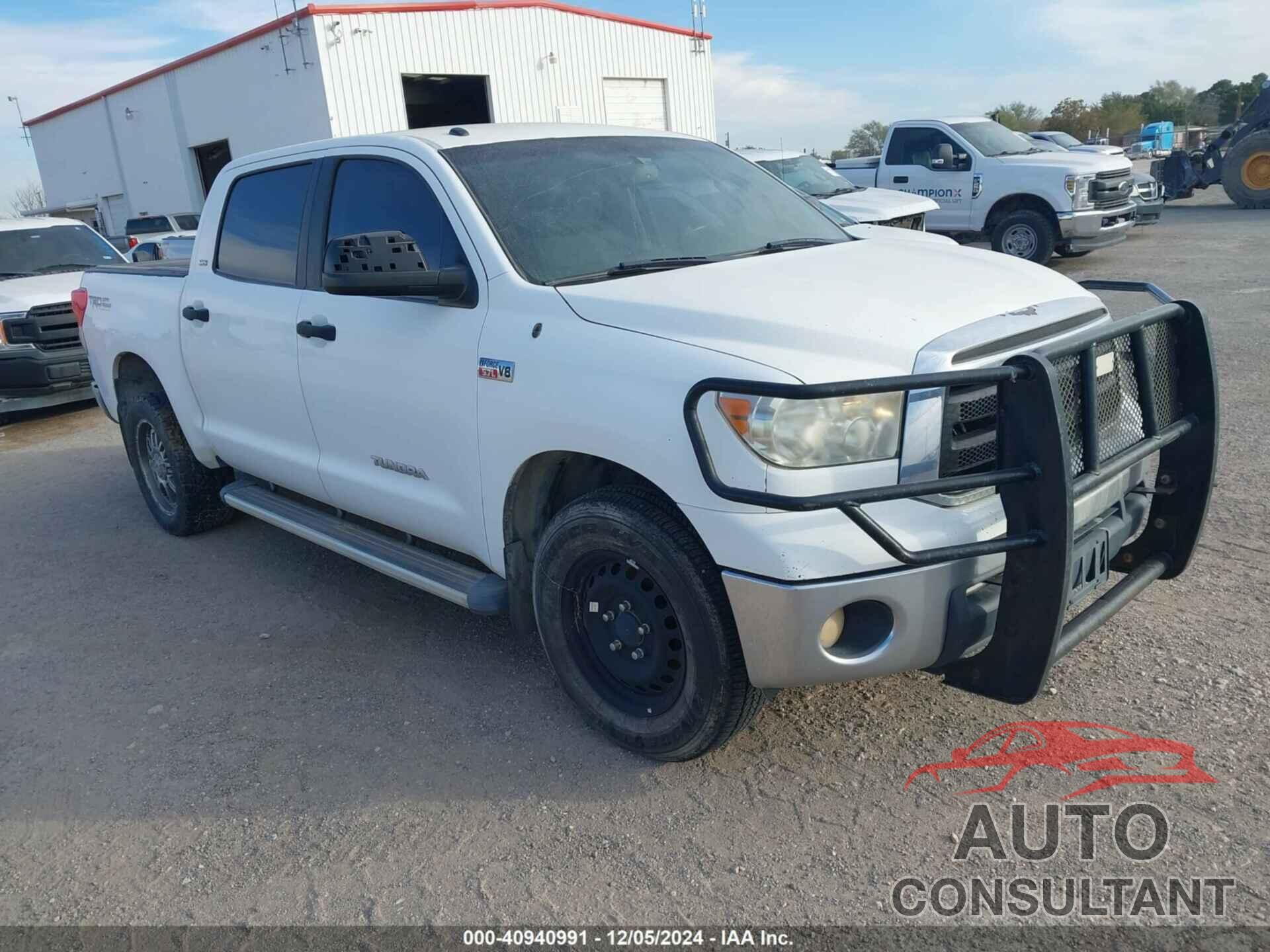 TOYOTA TUNDRA 2011 - 5TFDW5F10BX184055