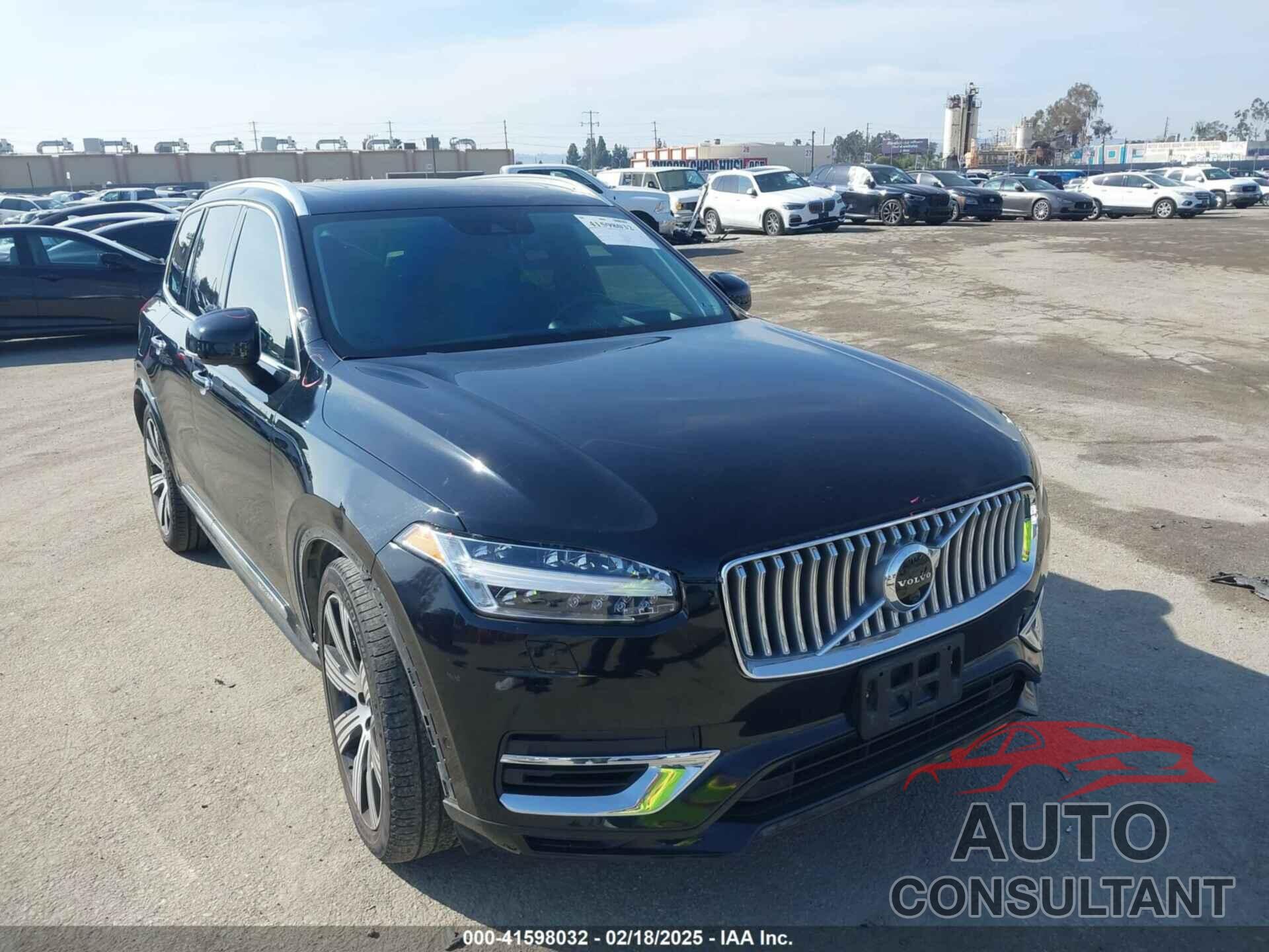 VOLVO XC90 RECHARGE PLUG-IN HYBRID 2022 - YV4BR0CLXN1792757