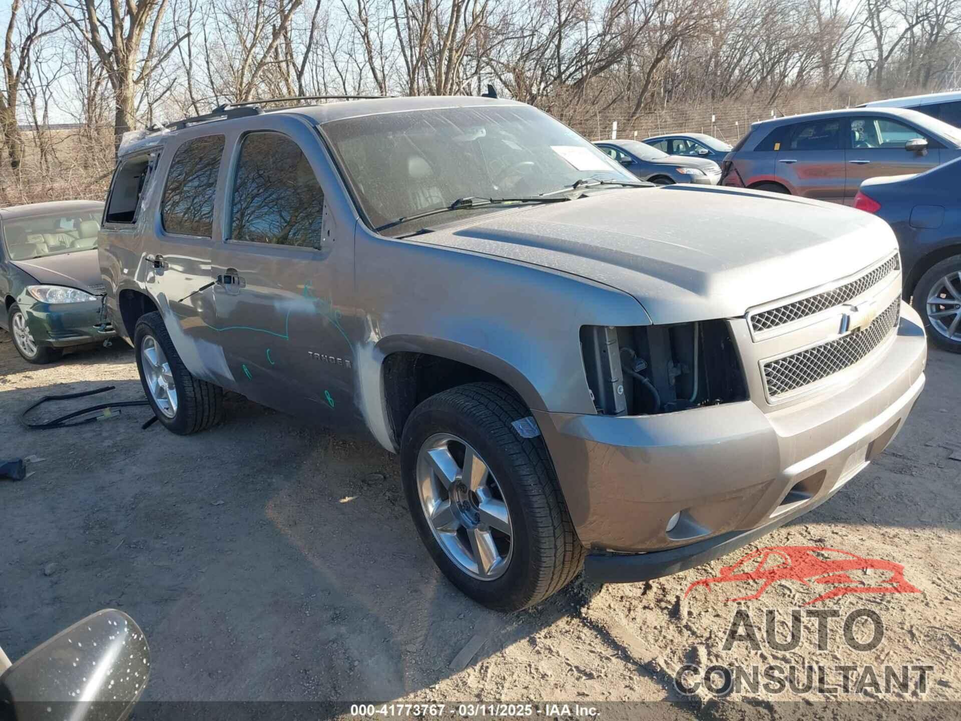 CHEVROLET TAHOE 2009 - 1GNFC23009R219629