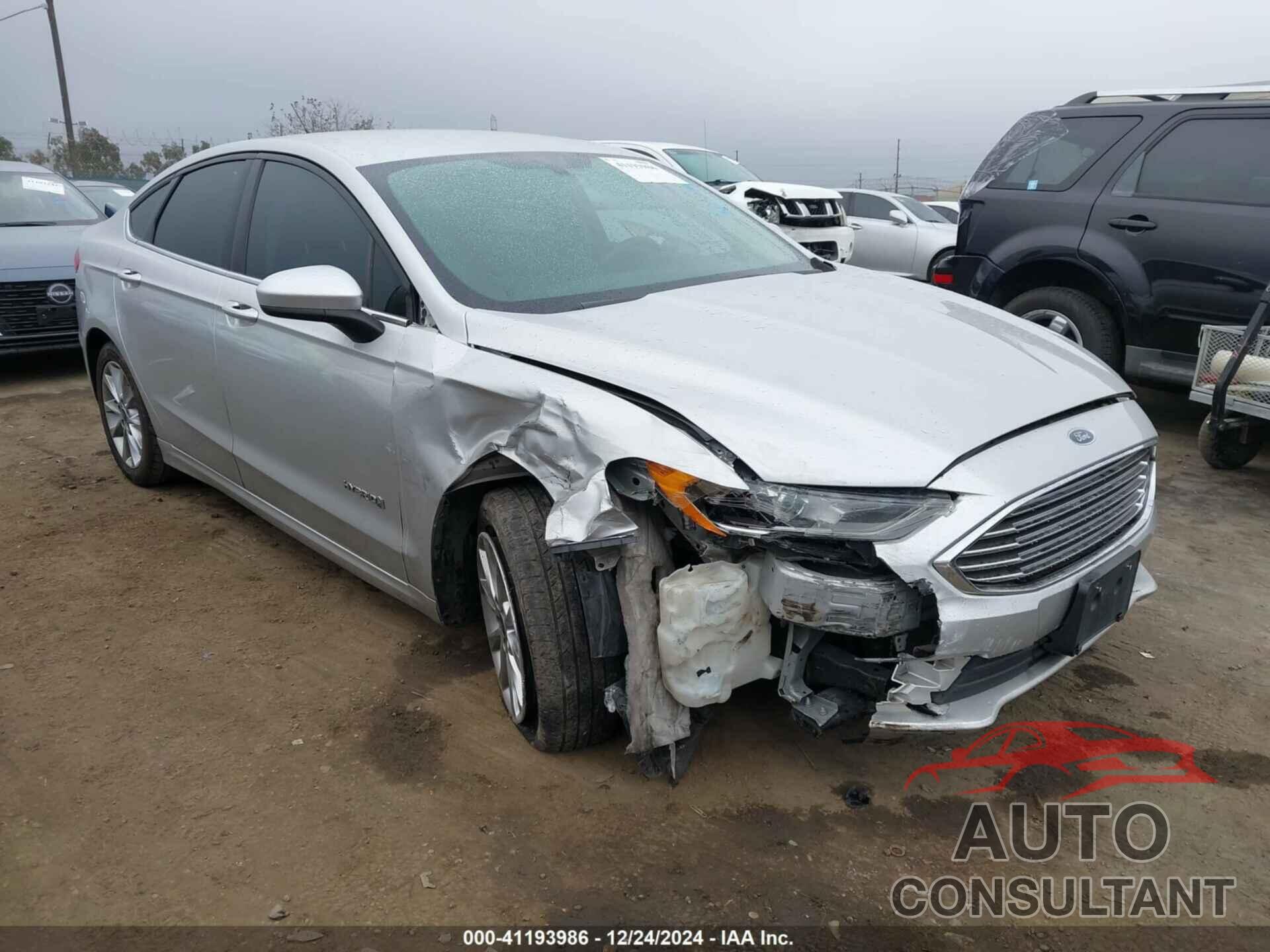FORD FUSION HYBRID 2017 - 3FA6P0UU7HR330805