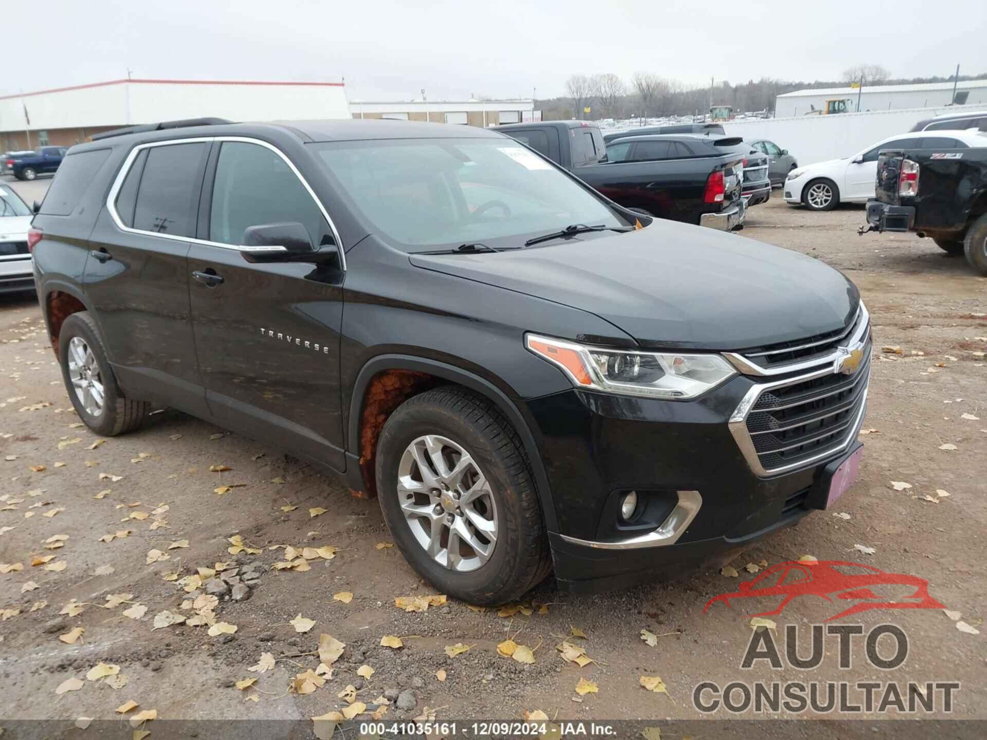 CHEVROLET TRAVERSE 2019 - 1GNEVGKW6KJ225657