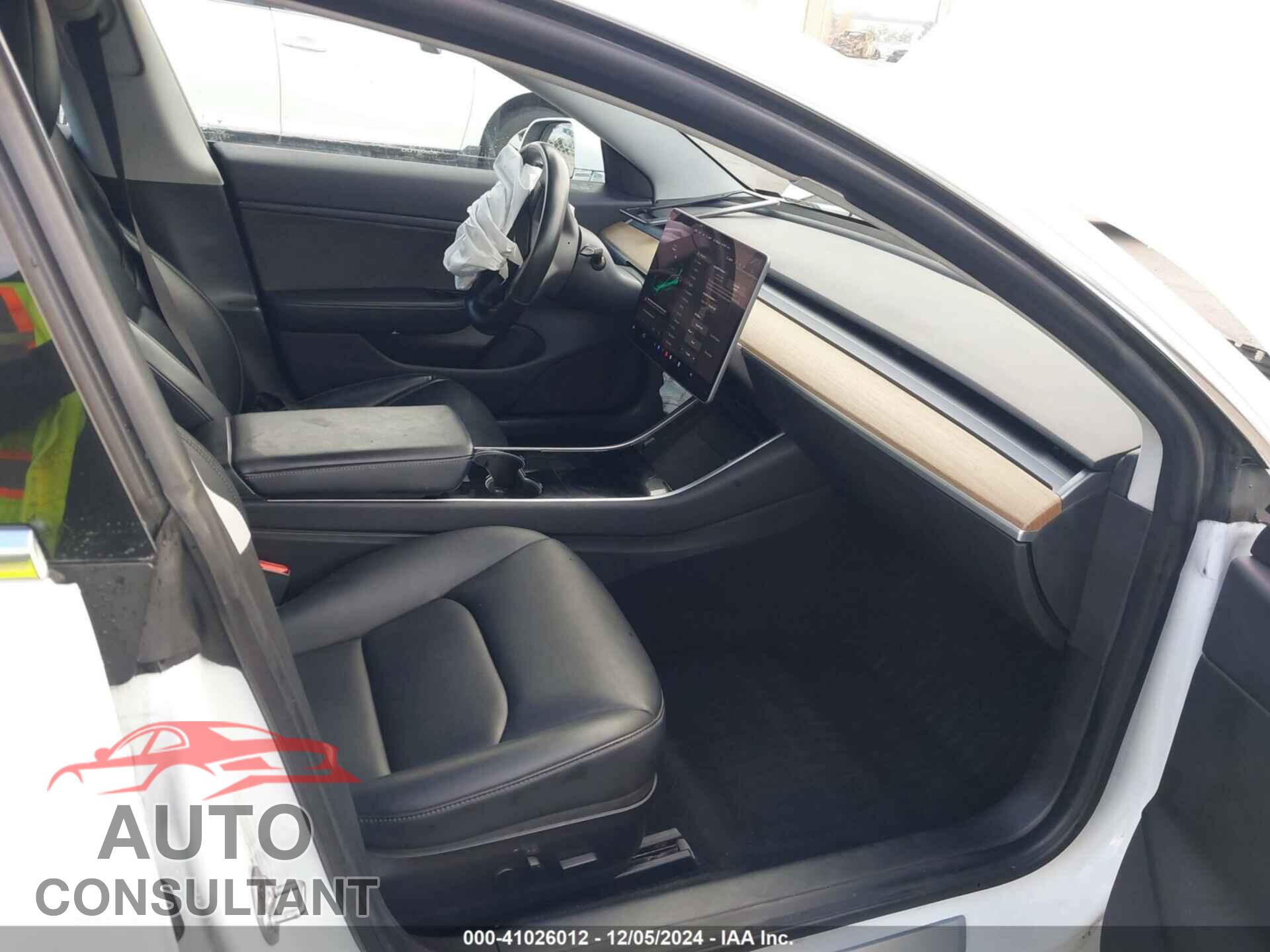TESLA MODEL 3 2019 - 5YJ3E1EA8KF401595