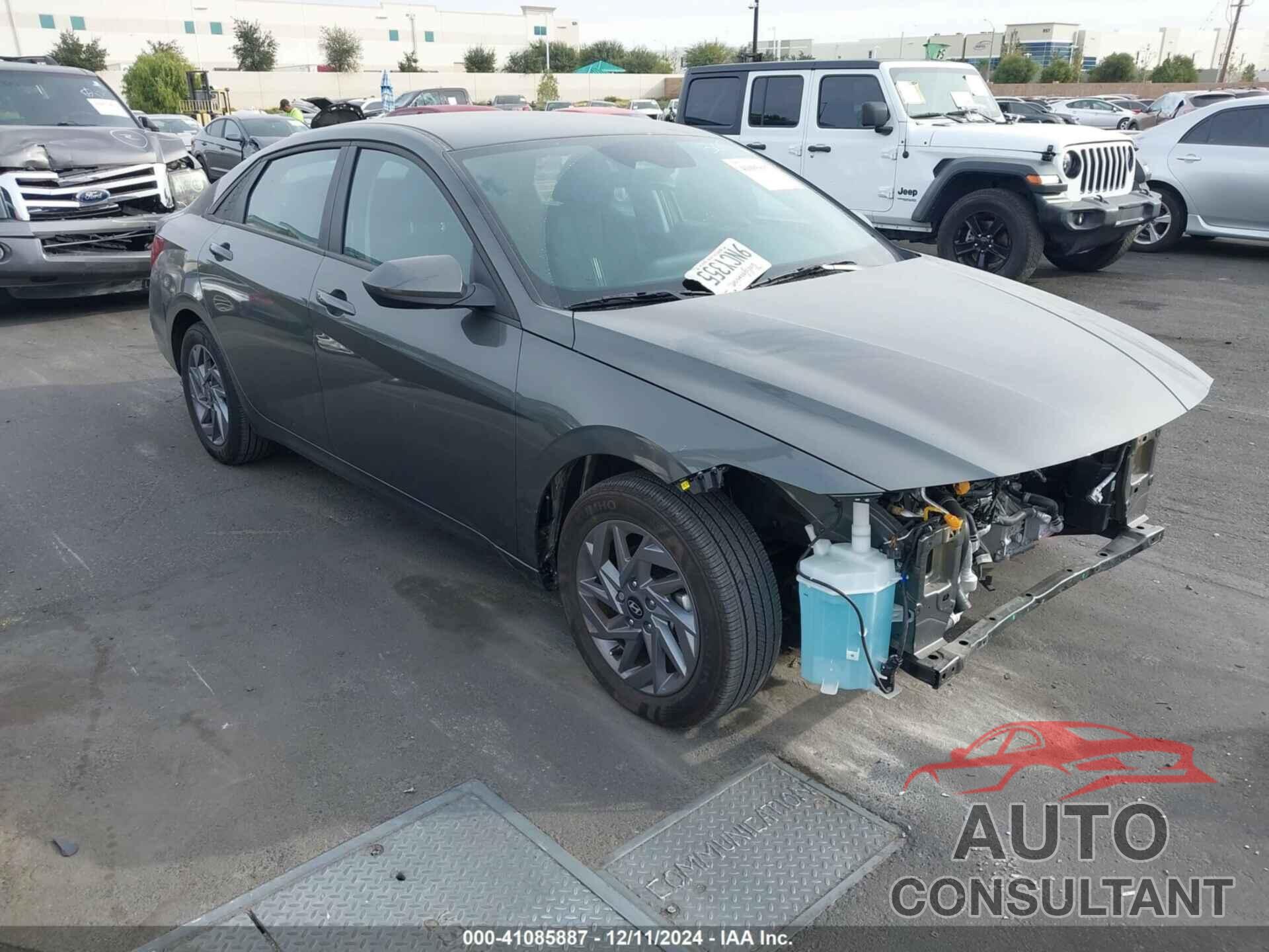 HYUNDAI ELANTRA 2024 - KMHLM4DG4RU761180