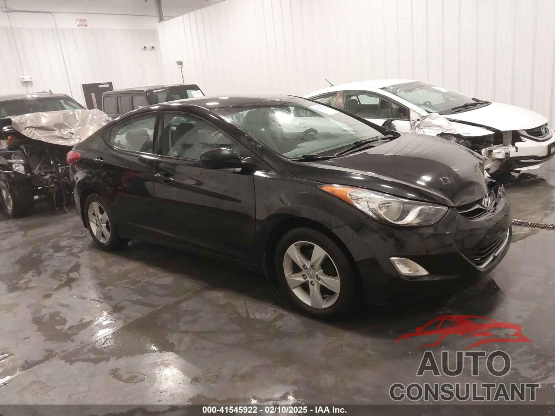 HYUNDAI ELANTRA 2013 - KMHDH4AE2DU978649