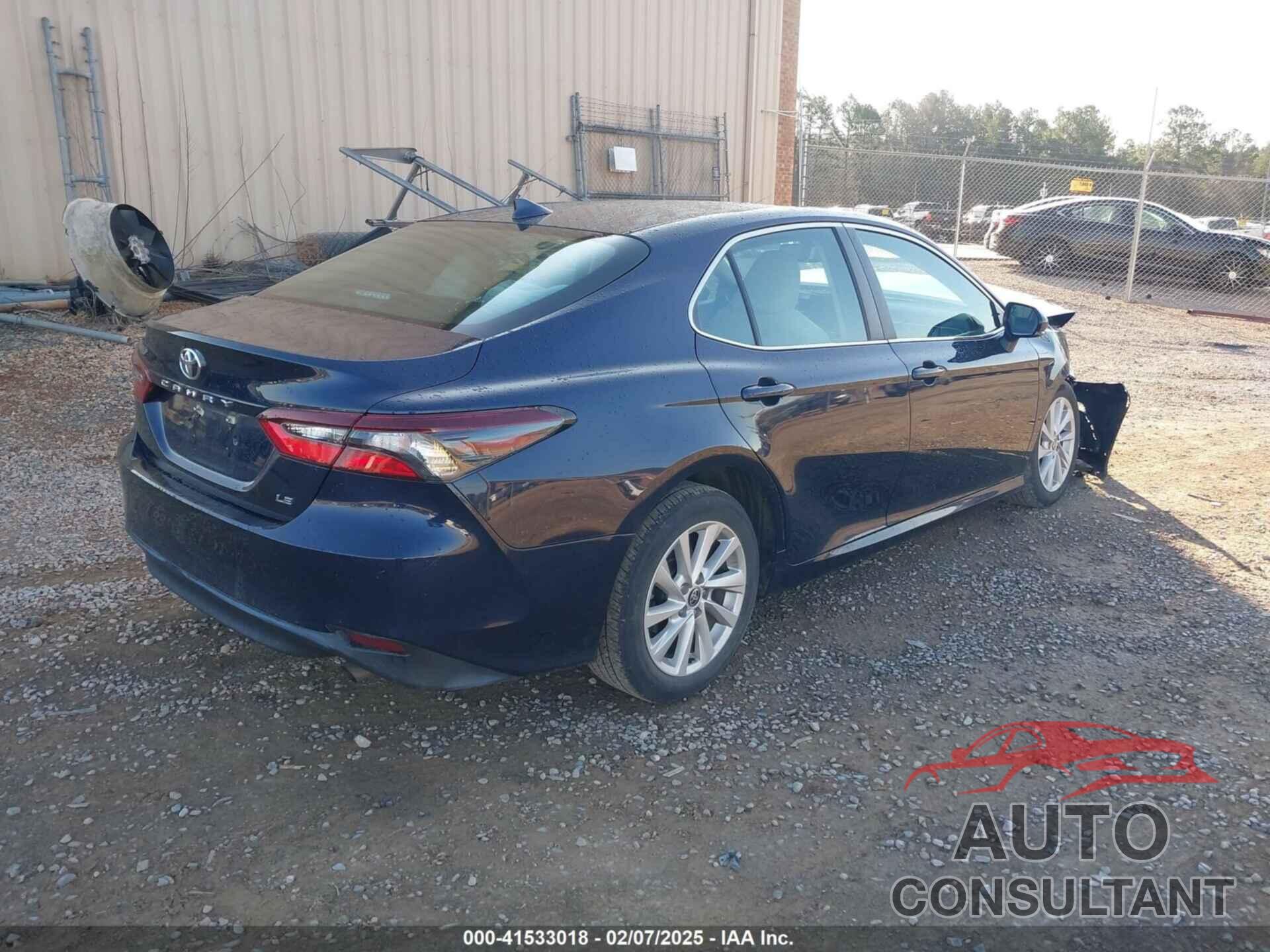 TOYOTA CAMRY 2022 - 4T1R11AK4NU058926