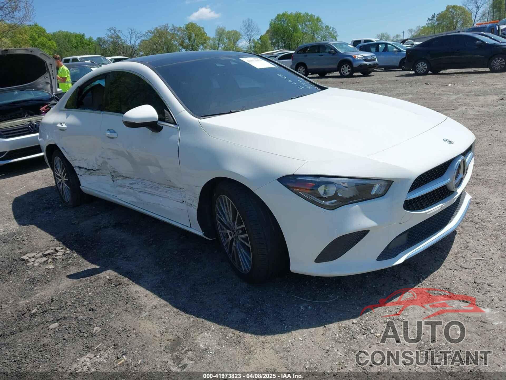 MERCEDES-BENZ CLA 250 2020 - W1K5J4GB4LN103176