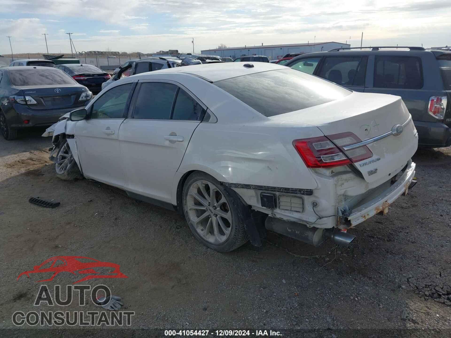 FORD TAURUS 2015 - 1FAHP2F86FG118146