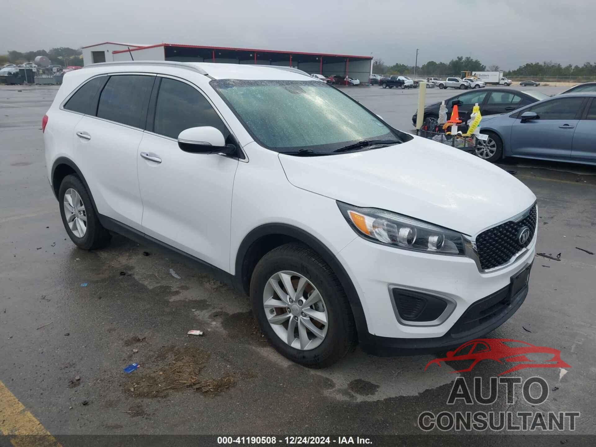 KIA SORENTO 2017 - 5XYPG4A37HG250187