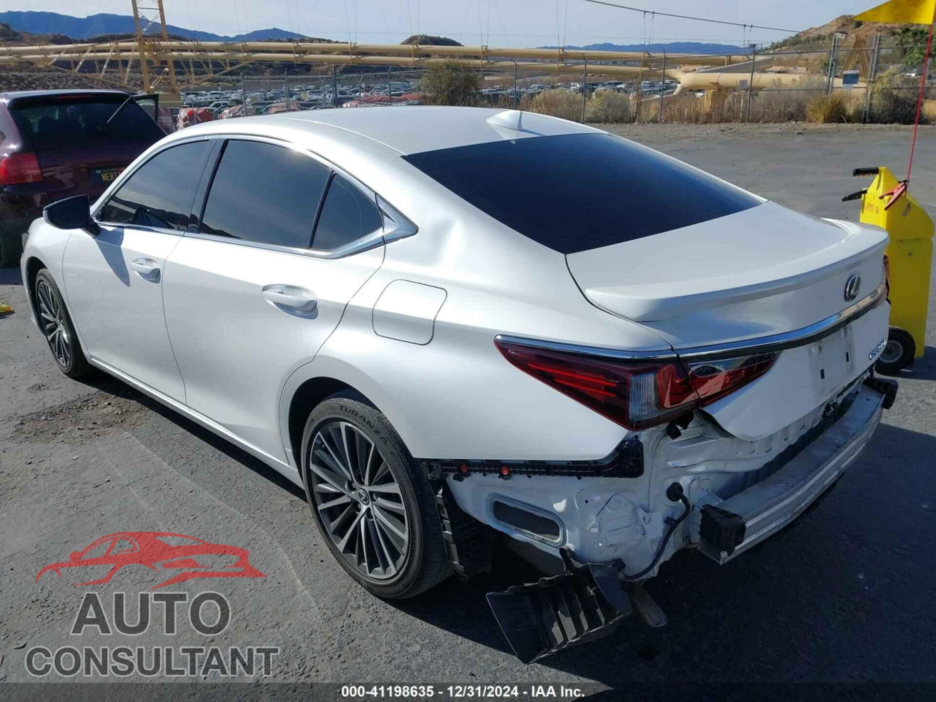 LEXUS ES 300H 2023 - 58ADA1C19PU036009