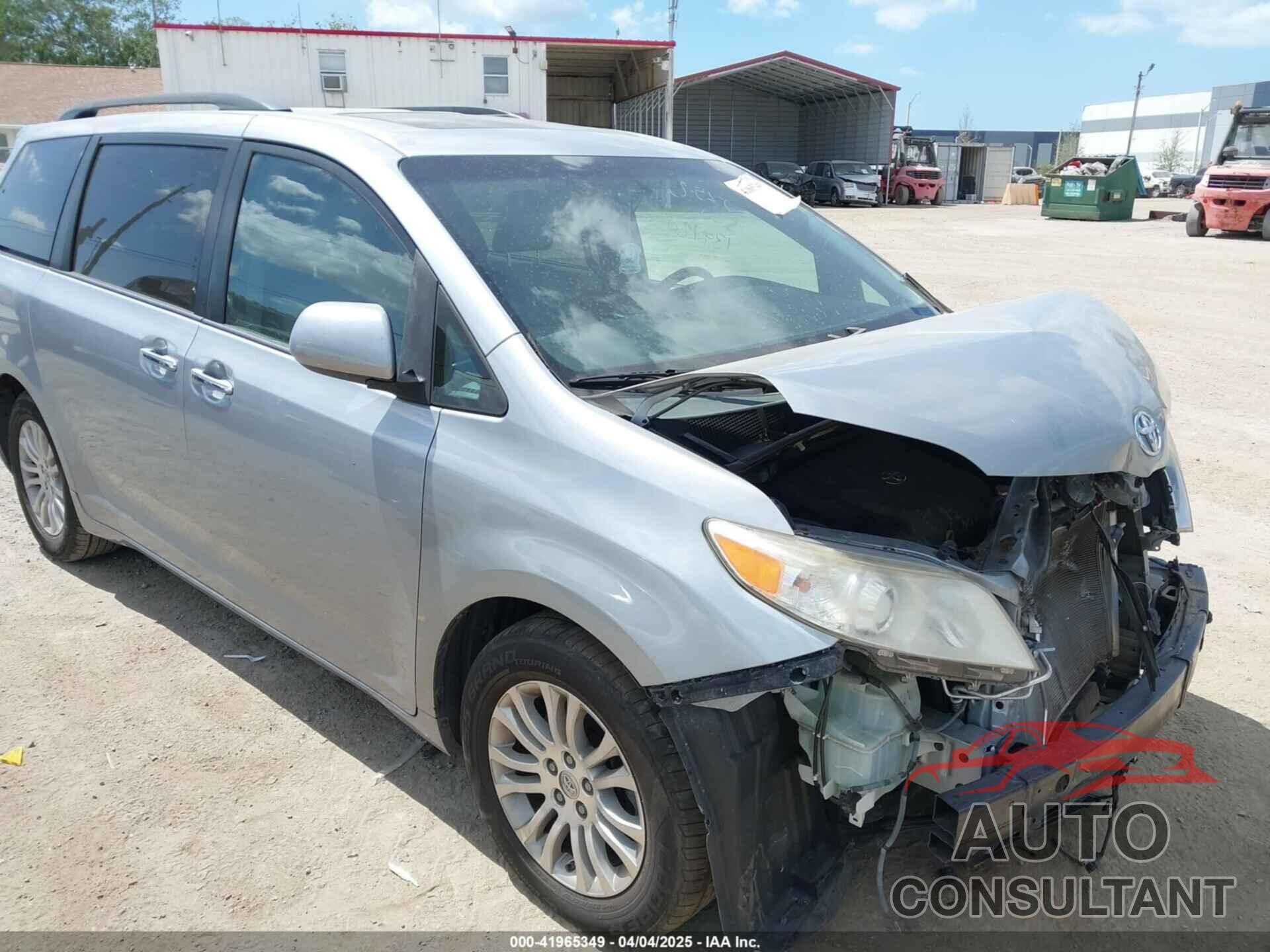 TOYOTA SIENNA 2016 - 5TDYK3DC2GS705506