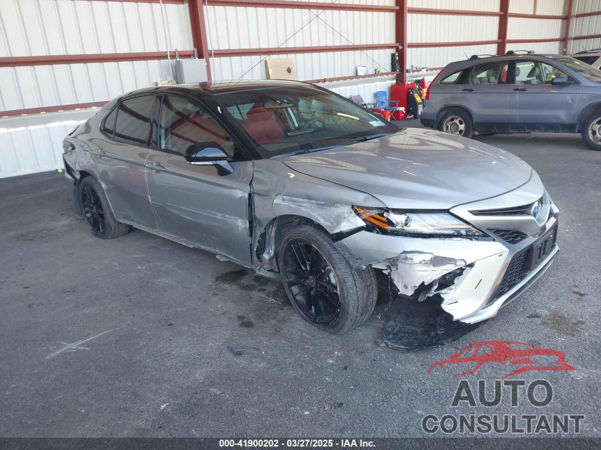 TOYOTA CAMRY HYBRID 2024 - 4T1K31AK4RU065263