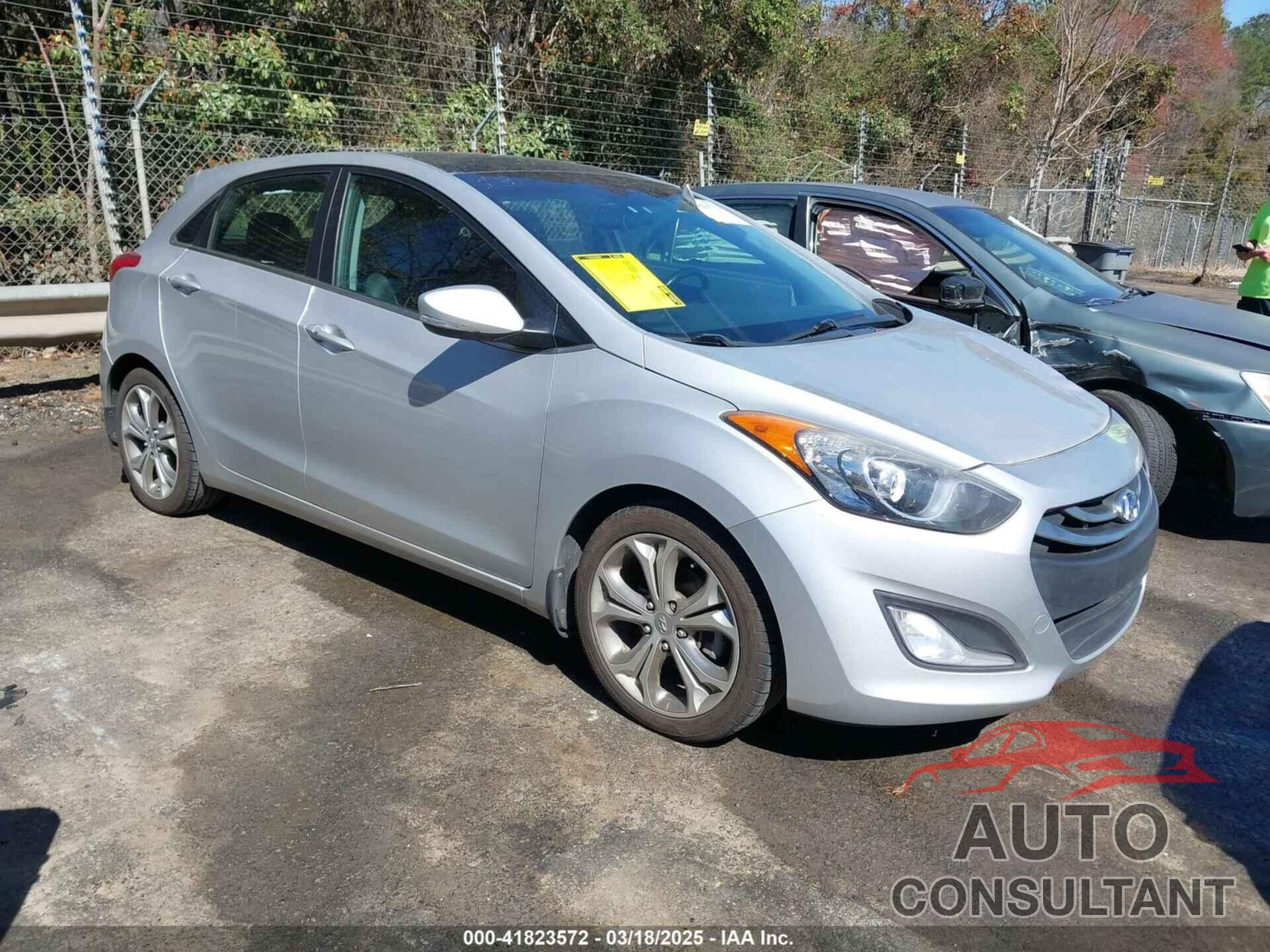 HYUNDAI ELANTRA GT 2013 - KMHD35LE8DU089484