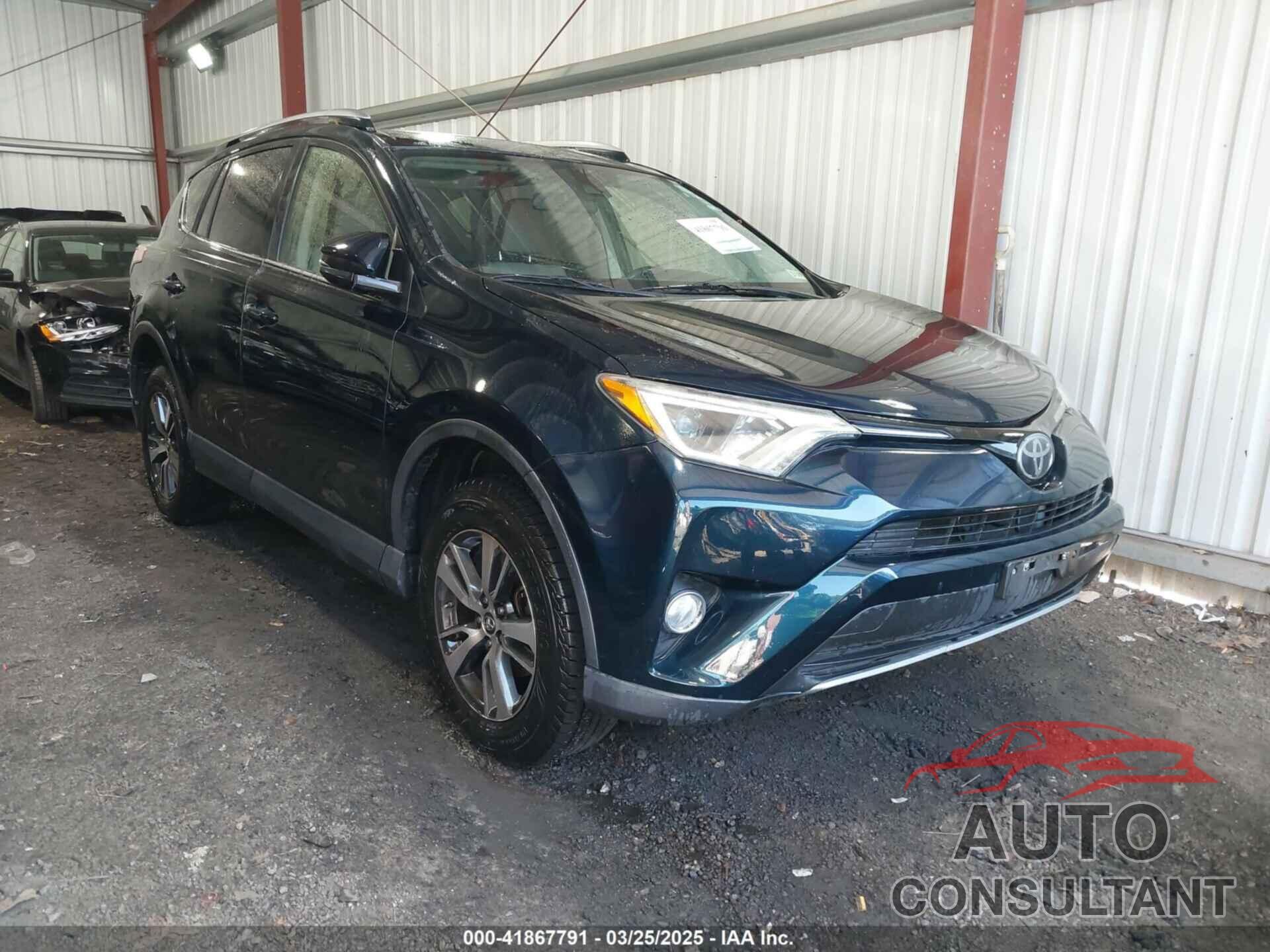 TOYOTA RAV4 2018 - JTMRFREV9JD247607
