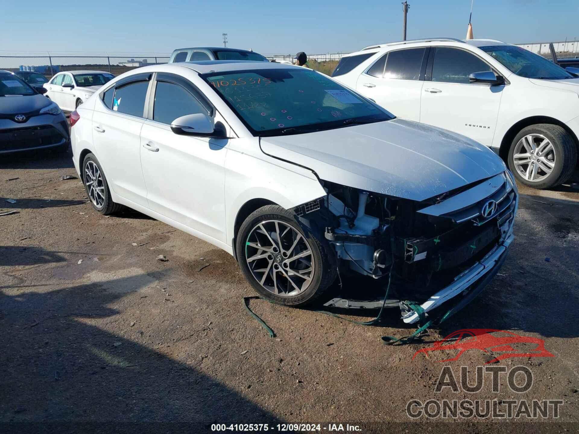 HYUNDAI ELANTRA 2019 - 5NPD84LF6KH415637