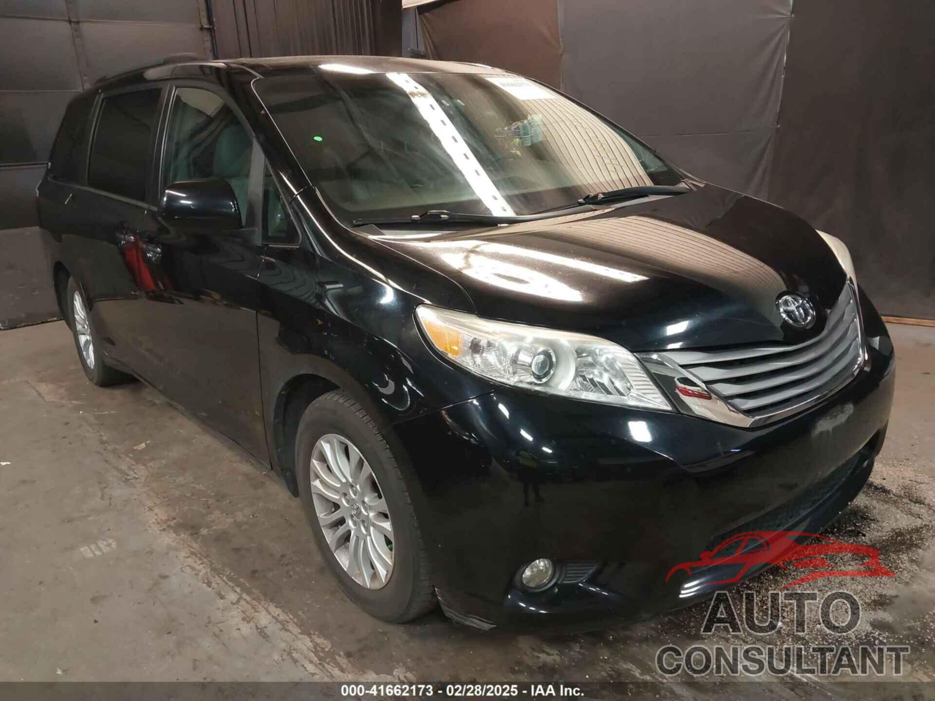 TOYOTA SIENNA 2015 - 5TDYK3DC7FS641168