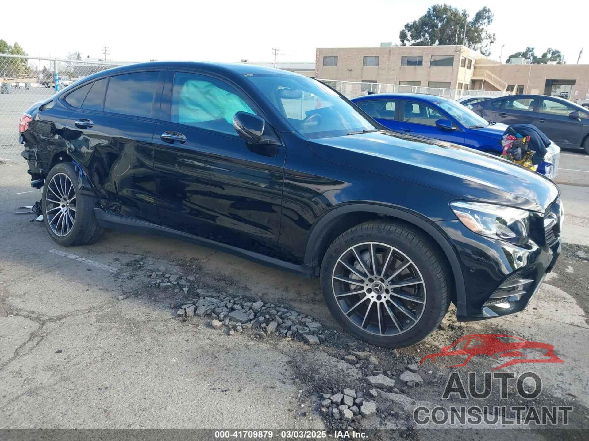 MERCEDES-BENZ GLC 300 COUPE 2019 - WDC0J4KB5KF600462