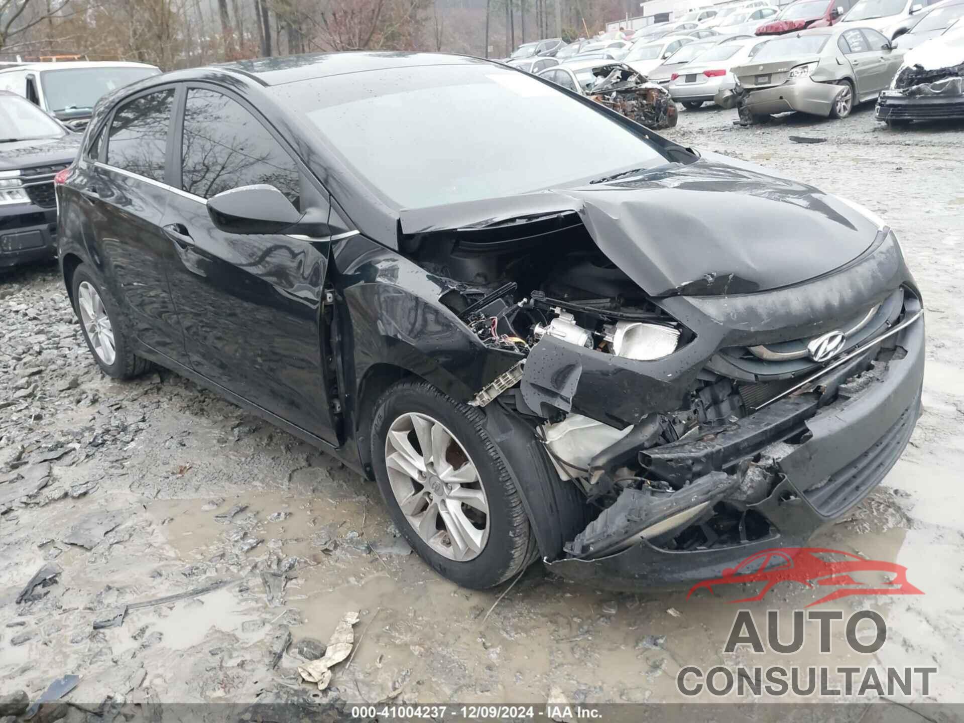 HYUNDAI ELANTRA GT 2013 - KMHD35LE7DU031754