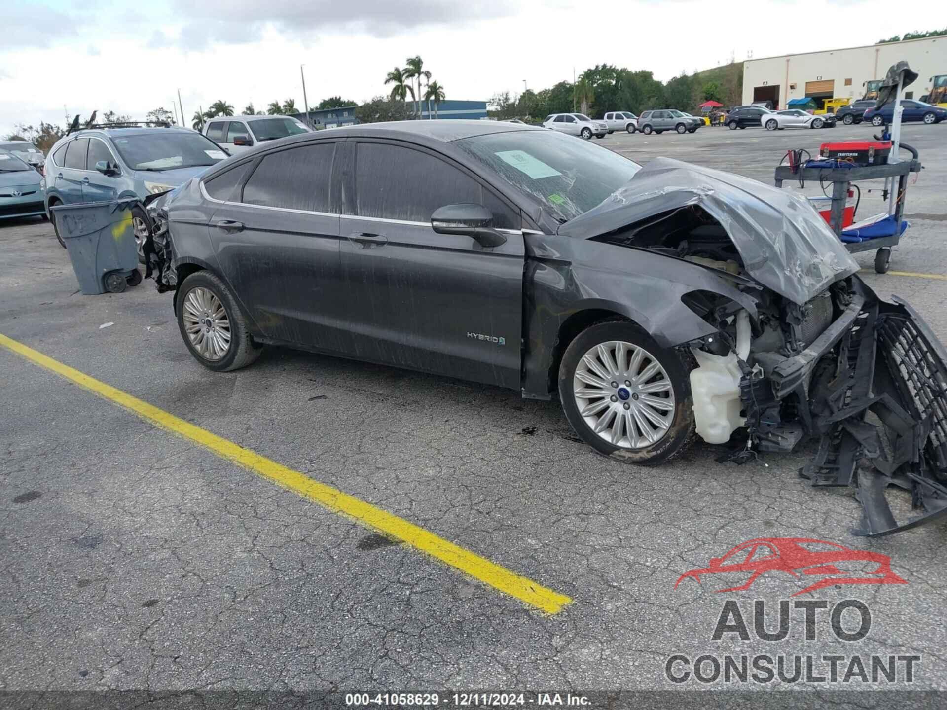 FORD FUSION HYBRID 2016 - 3FA6P0LU3GR307148
