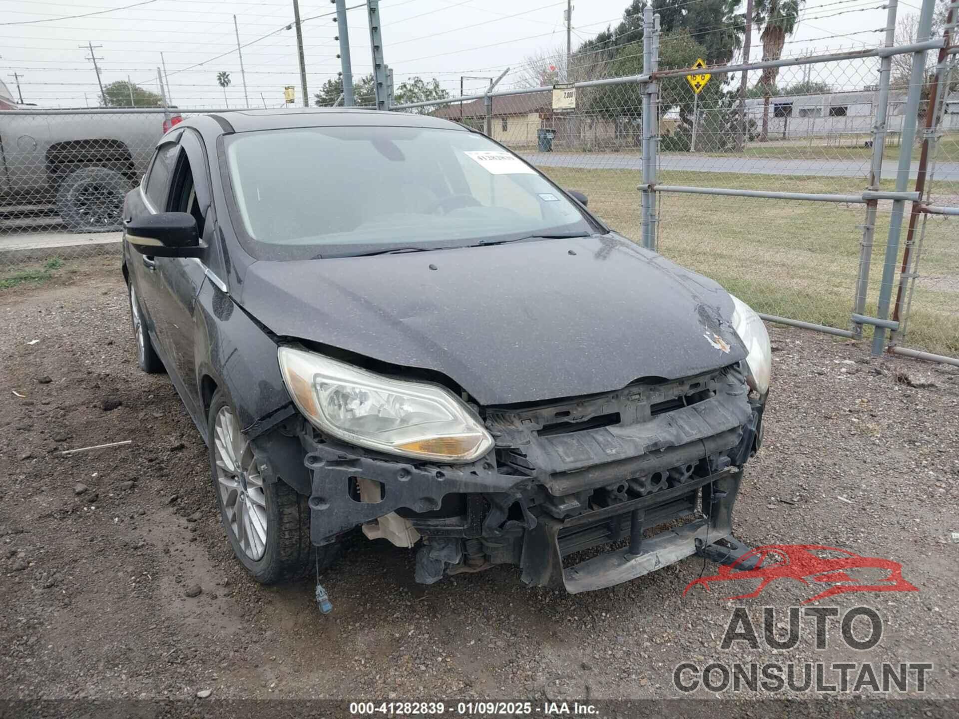 FORD FOCUS 2012 - 1FAHP3H22CL357260