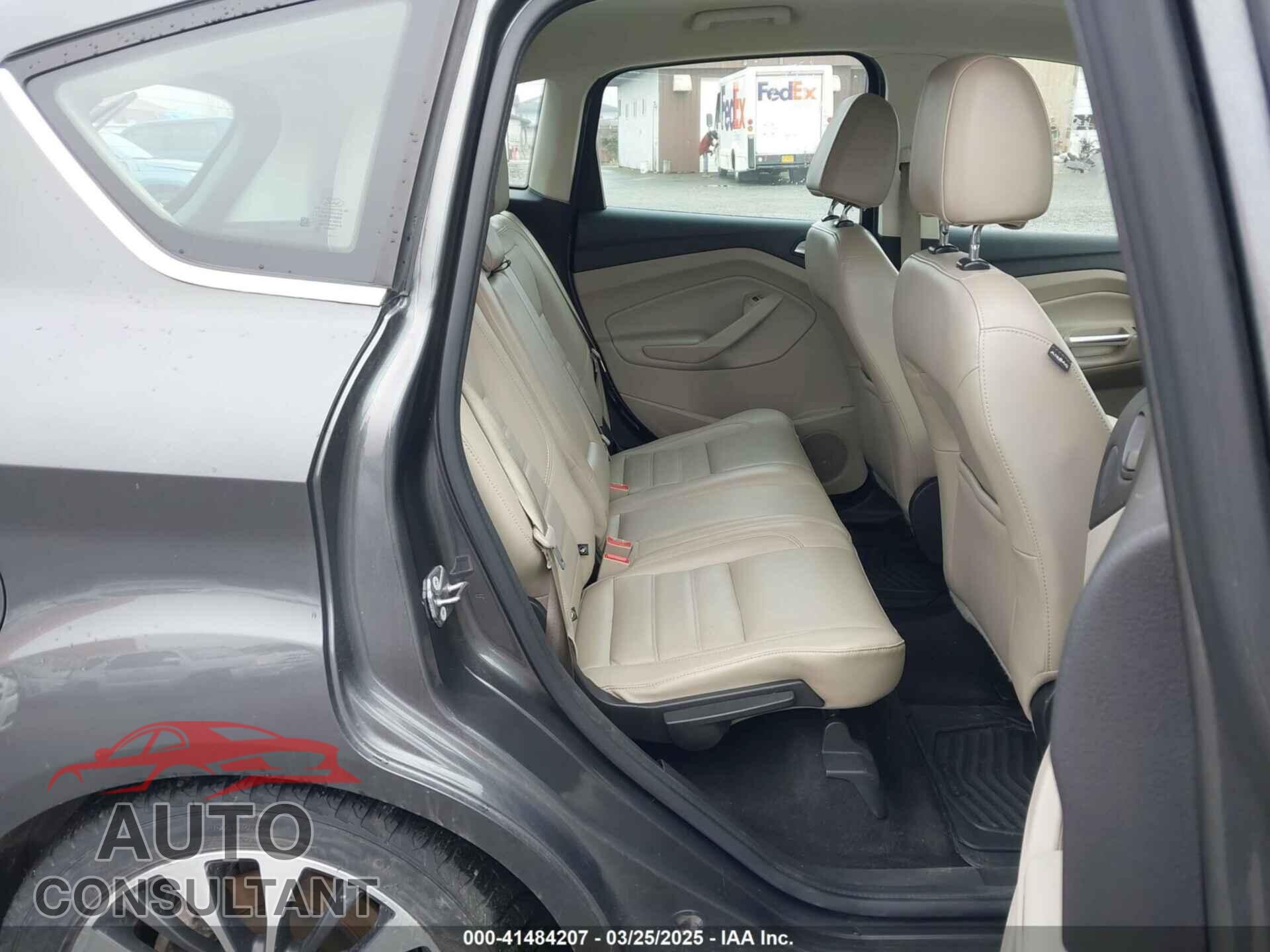 FORD C-MAX ENERGI 2017 - 1FADP5FU2HL105448